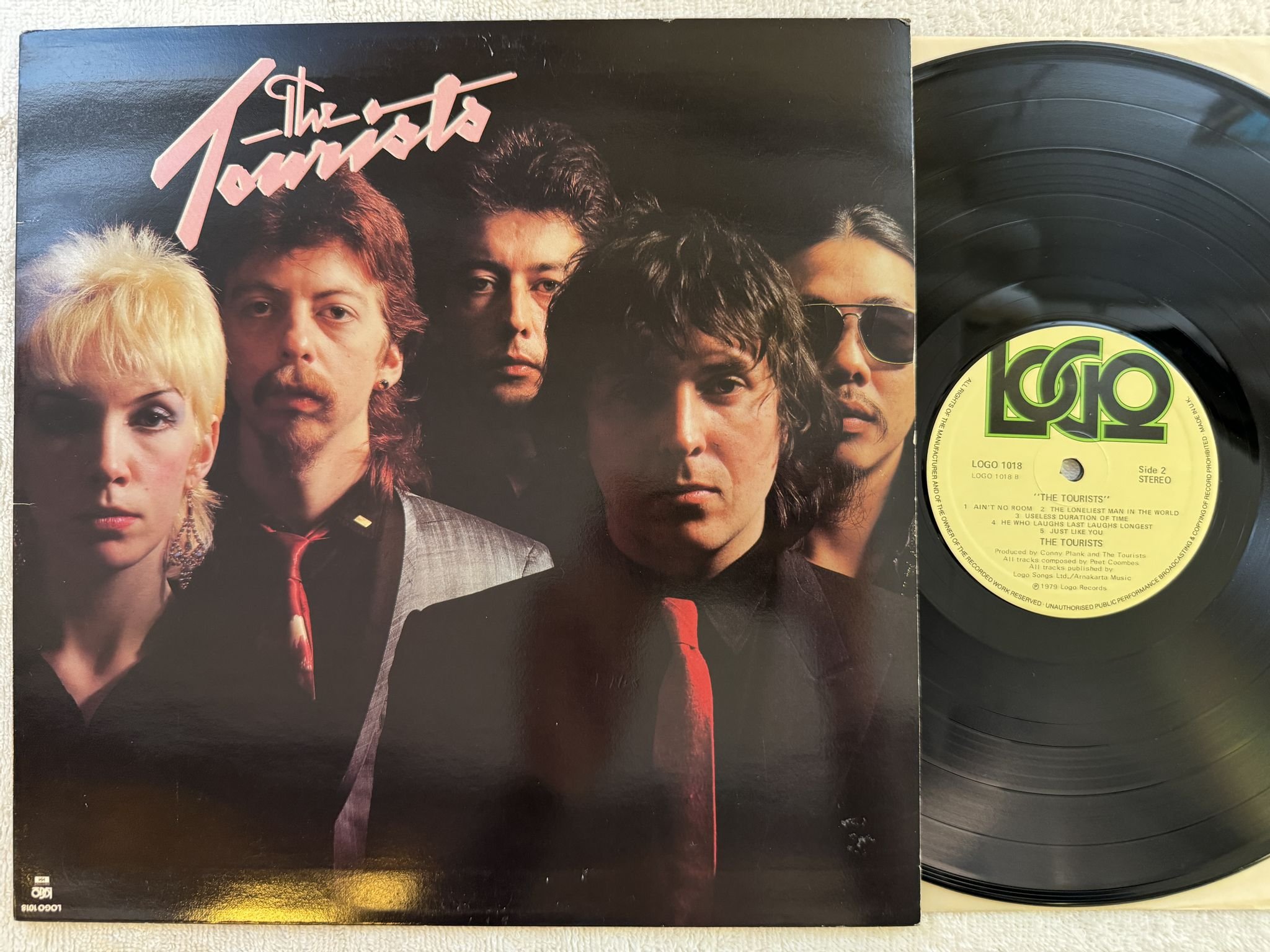 Omslagsbild för skivan THE TOURISTS s/t LP -79 UK logo 1018