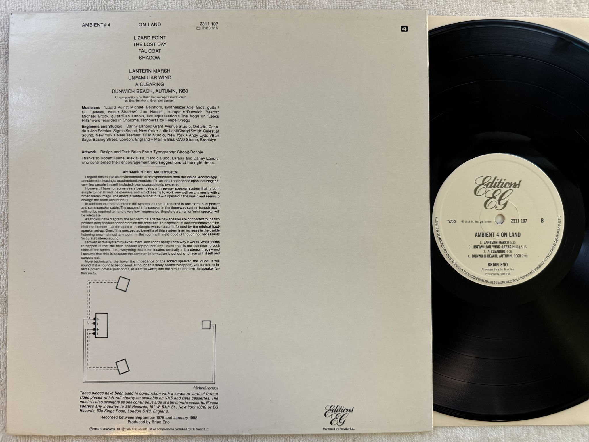 Omslagsbild för skivan BRIAN ENO Ambient 4 on land LP -80 ncb Editions EG 2311 107