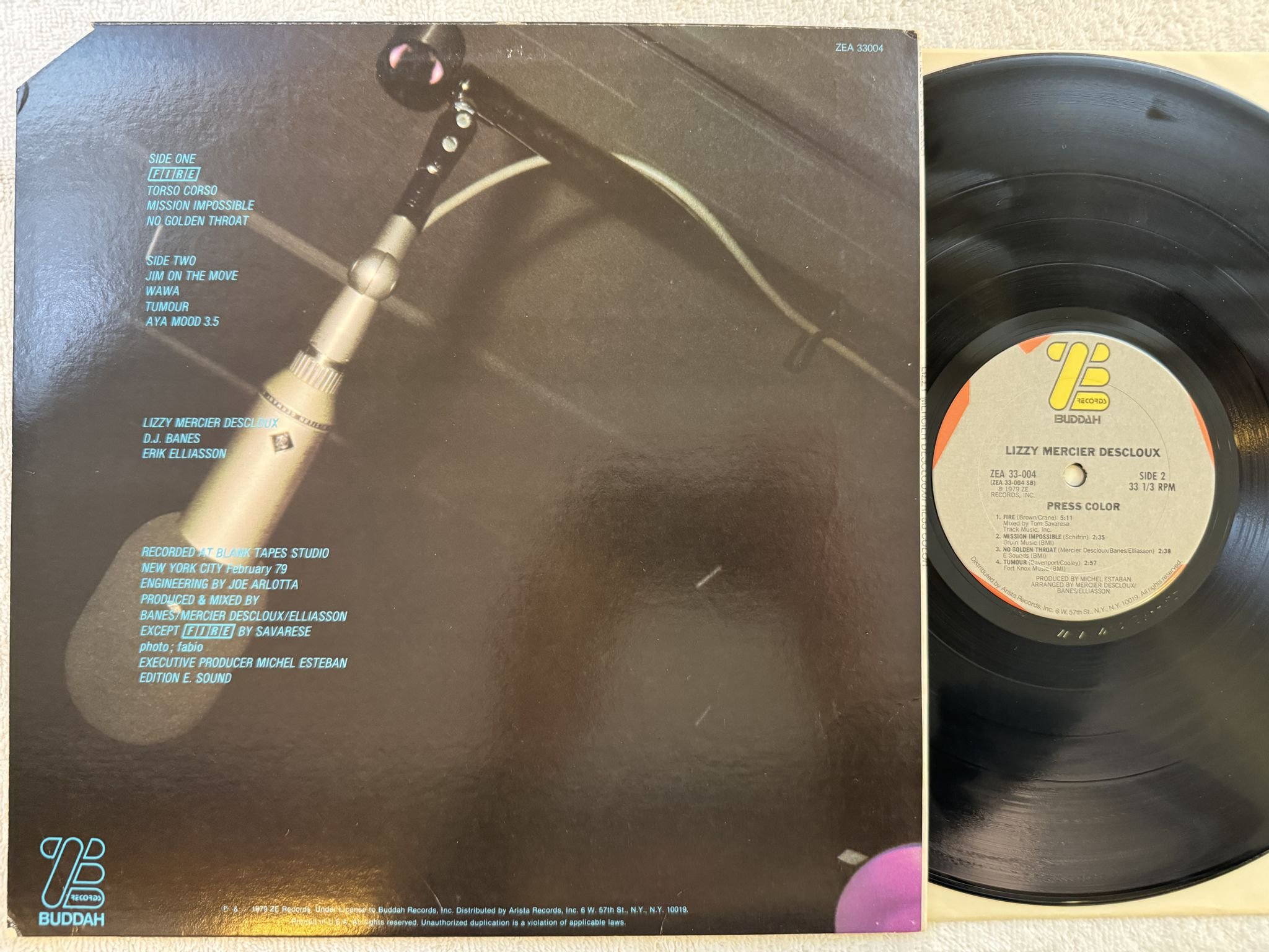 Omslagsbild för skivan LIZZY MERCIER DESCLOUX press color LP -79 US ZE ZEA 33-004 *** RARE ***