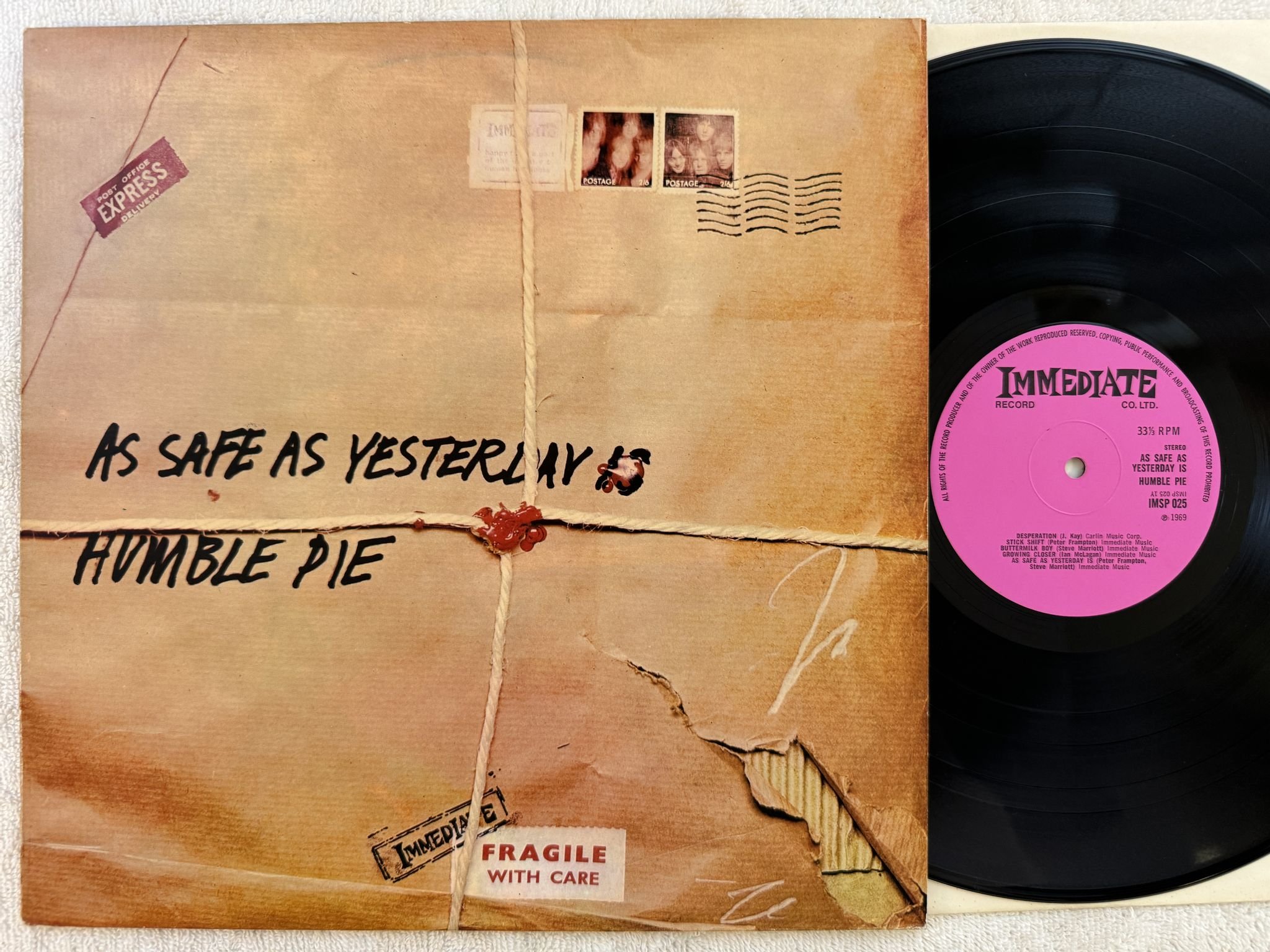 Omslagsbild för skivan HUMBLE PIE as safe as yesterday is LP -69 UK ISLAND IMSP 025