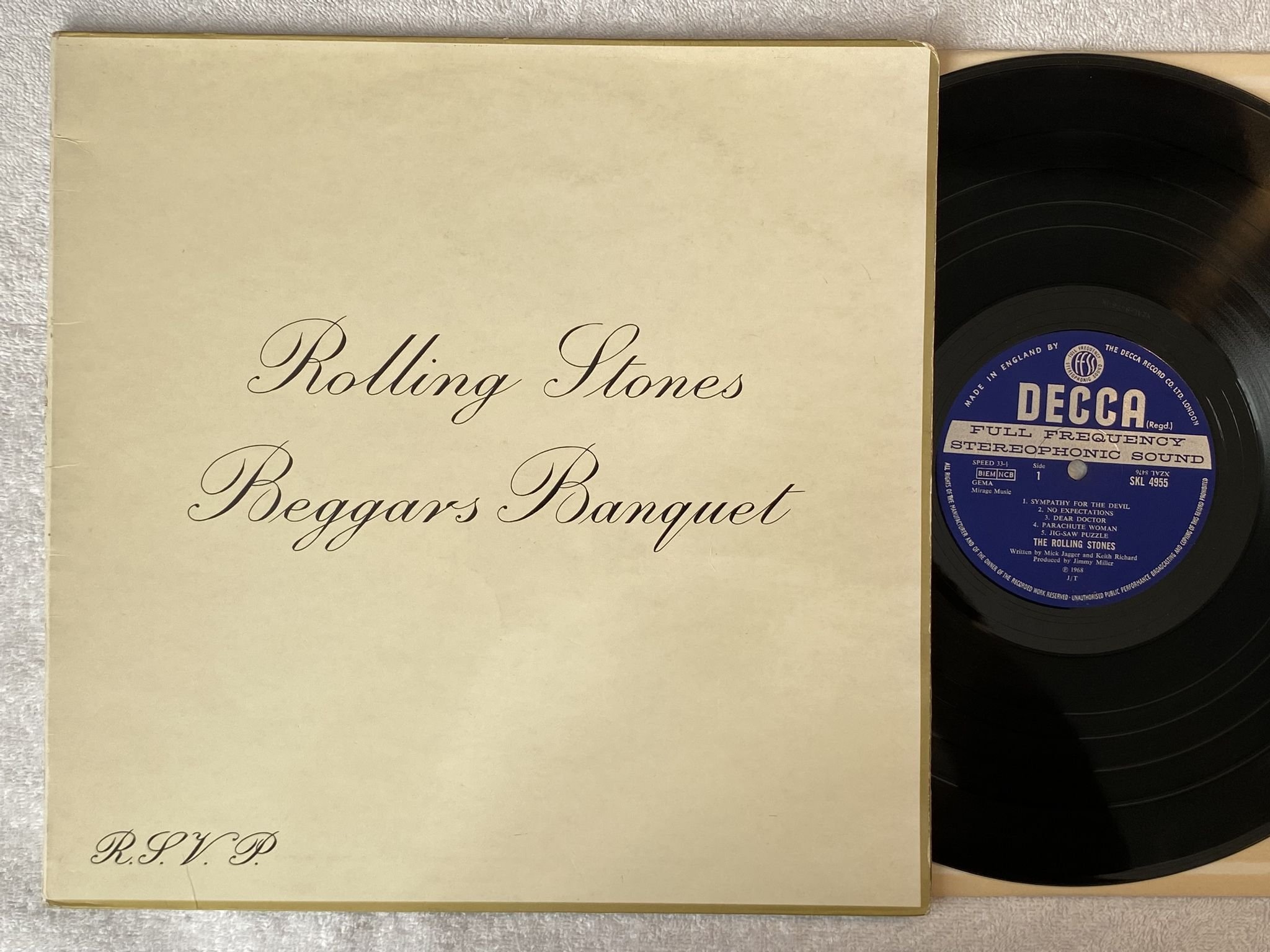 Omslagsbild för skivan THE ROLLING STONES beggars banquet LP -68 UK DECCA SKL 4955