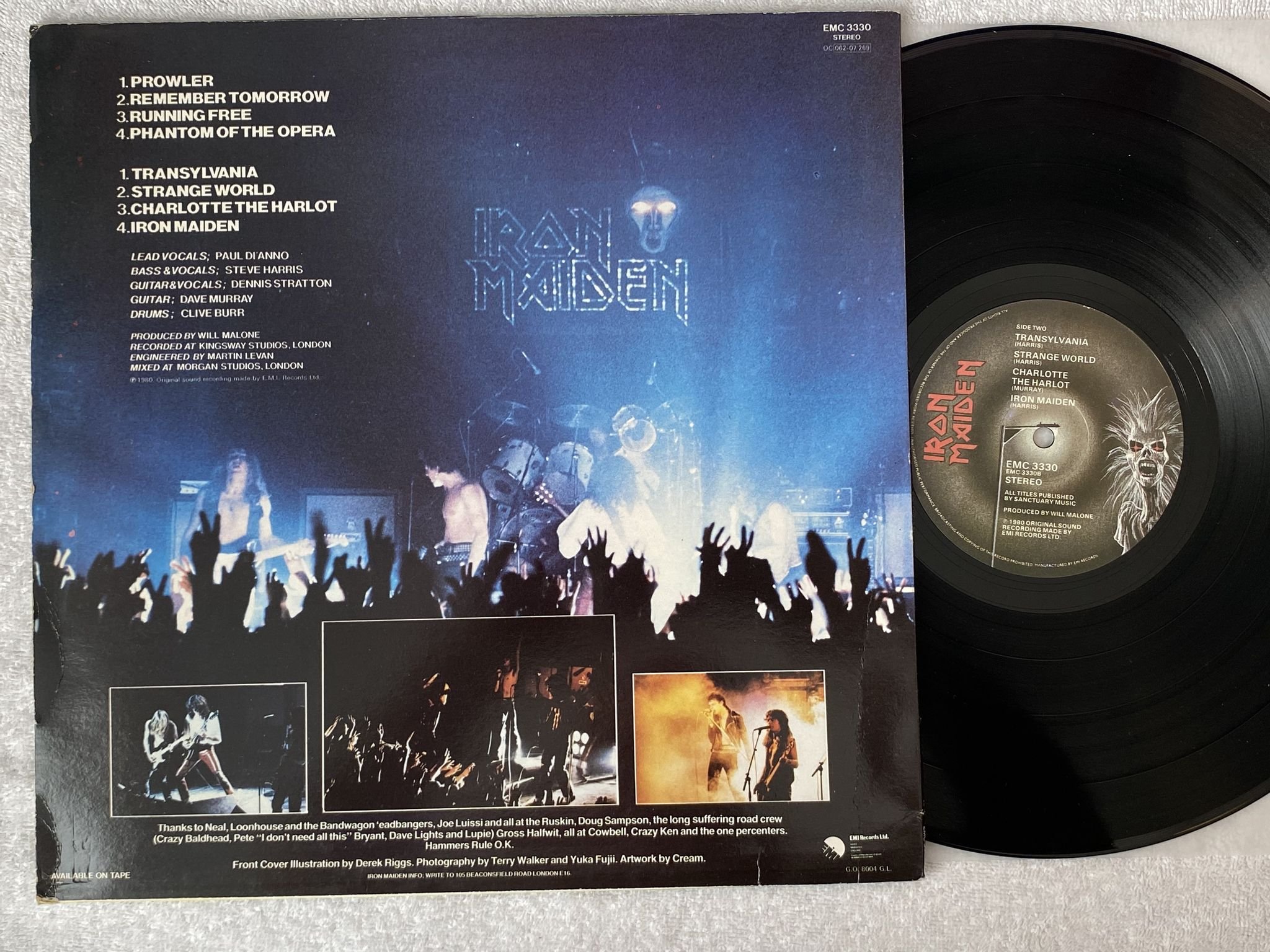 Omslagsbild för skivan IRON MAIDEN s/t LP -80 UK EMI EMC 3330 * long version of Phantom Of The Opera *