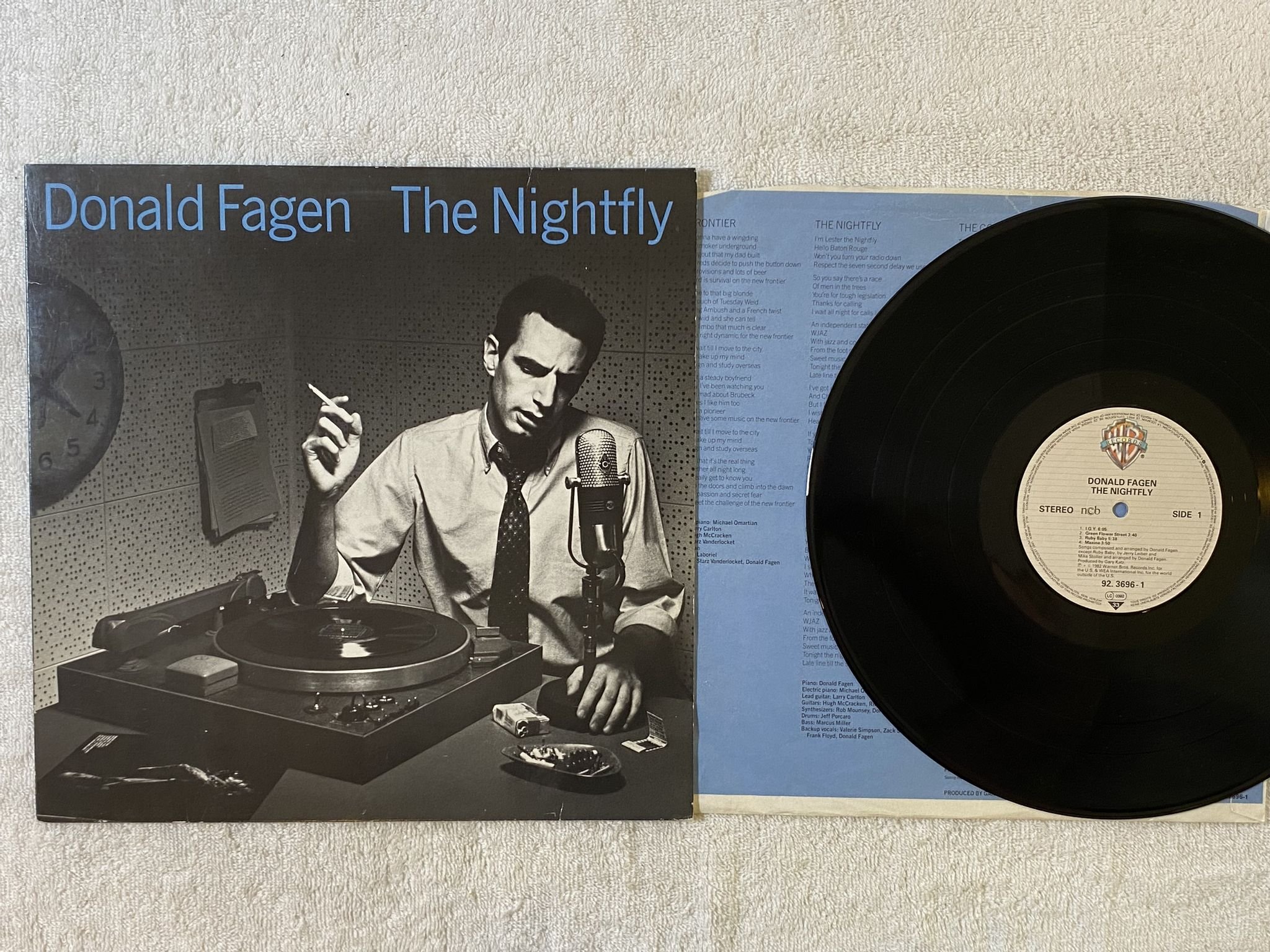 Omslagsbild för skivan DONALD FAGEN the nightfly LP -82 ncb WARNER BROS 923696-1