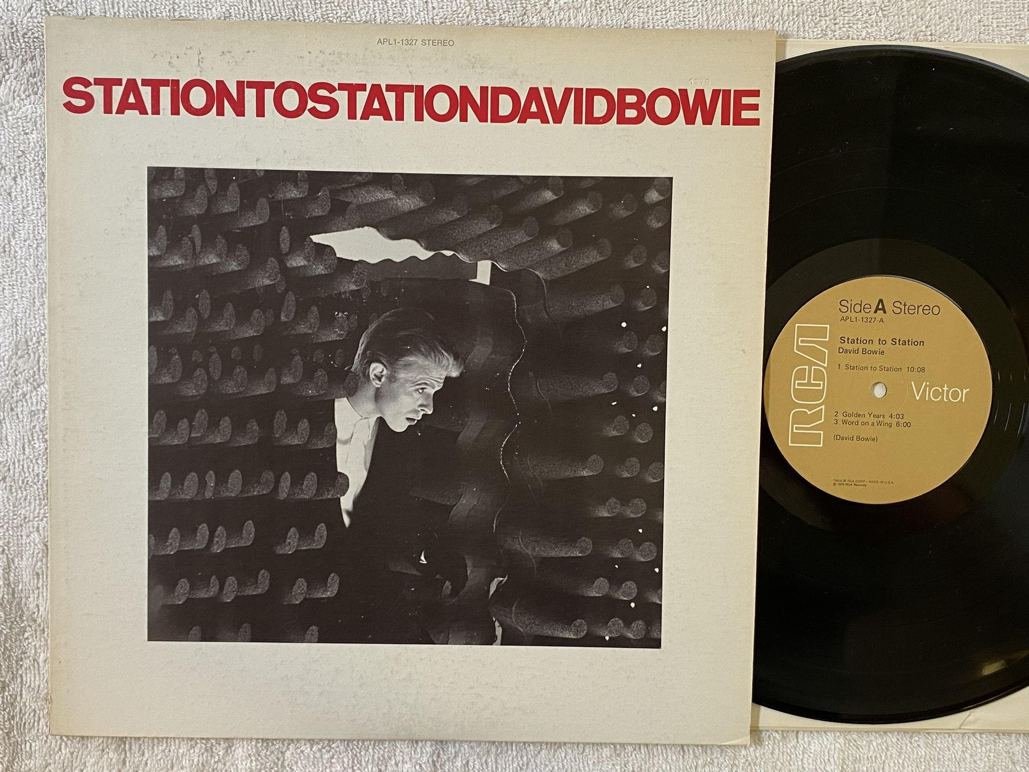 Omslagsbild för skivan DAVID BOWIE station to station LP -76 US RCA APL1-1327
