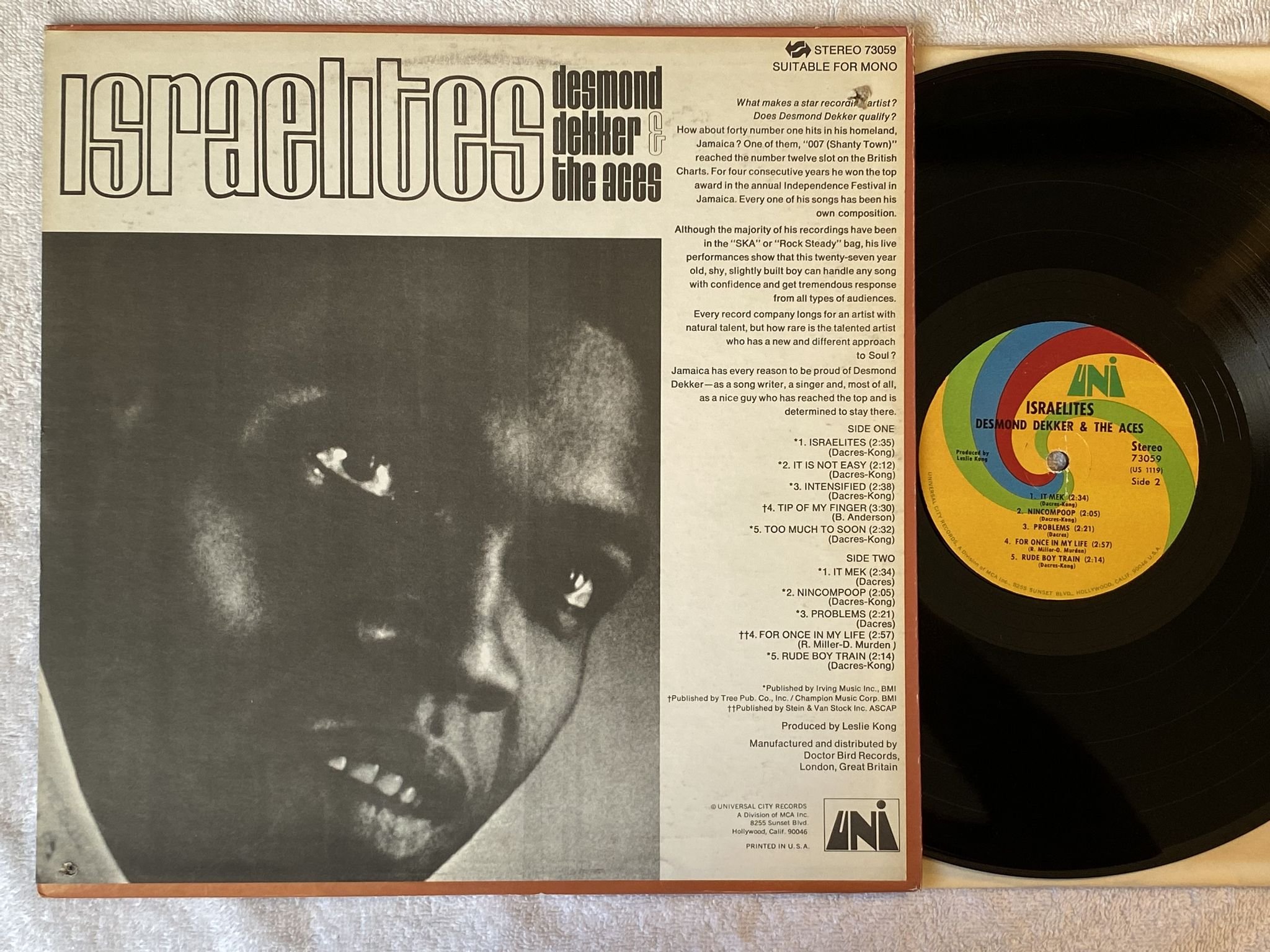 Omslagsbild för skivan DESMOND DEKKER & THE ACES israelites LP -69 US UNI 73059