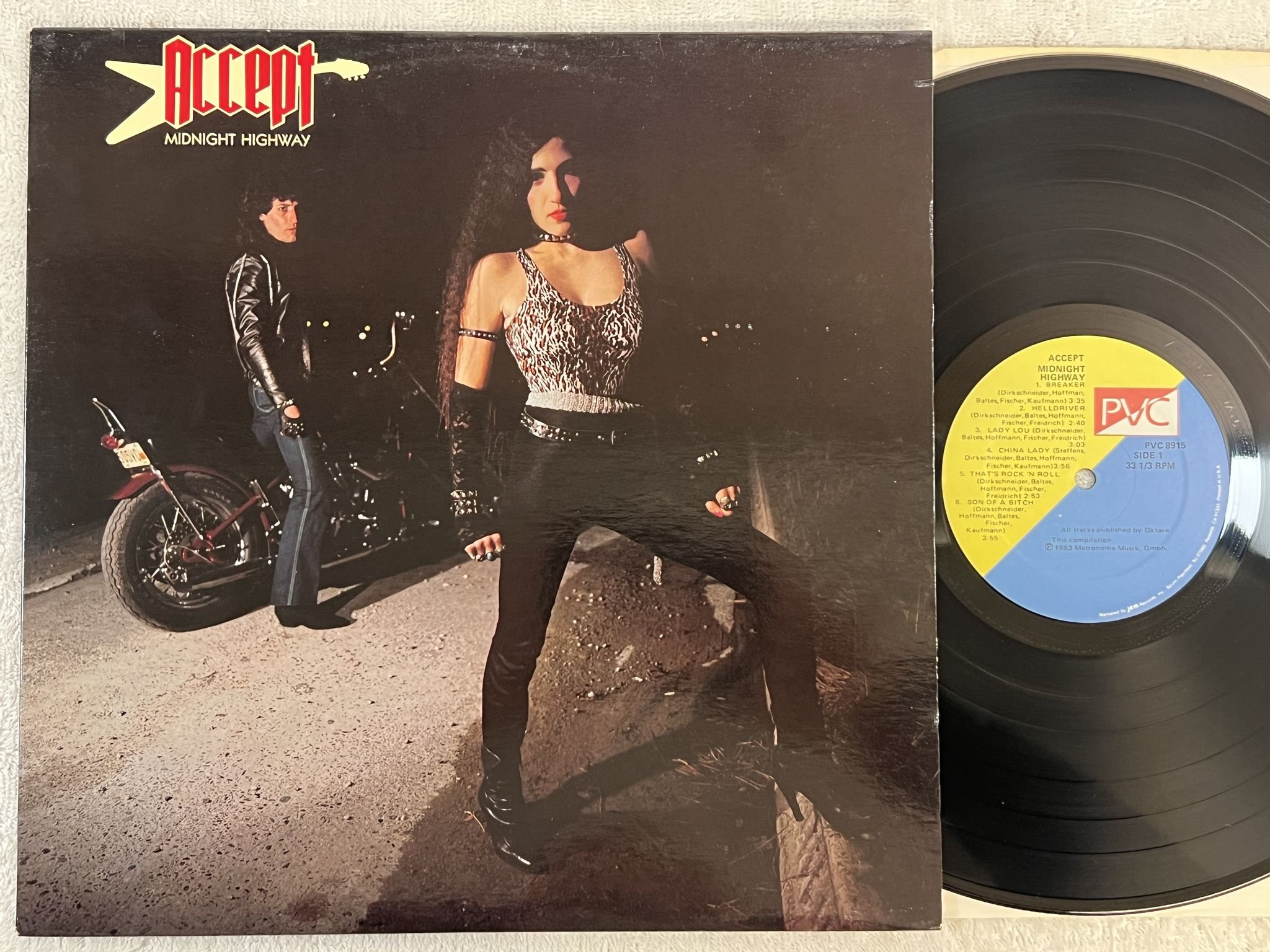 Omslagsbild för skivan ACCEPT midnight highway LP -83 US PVC 8915 *** top copy **