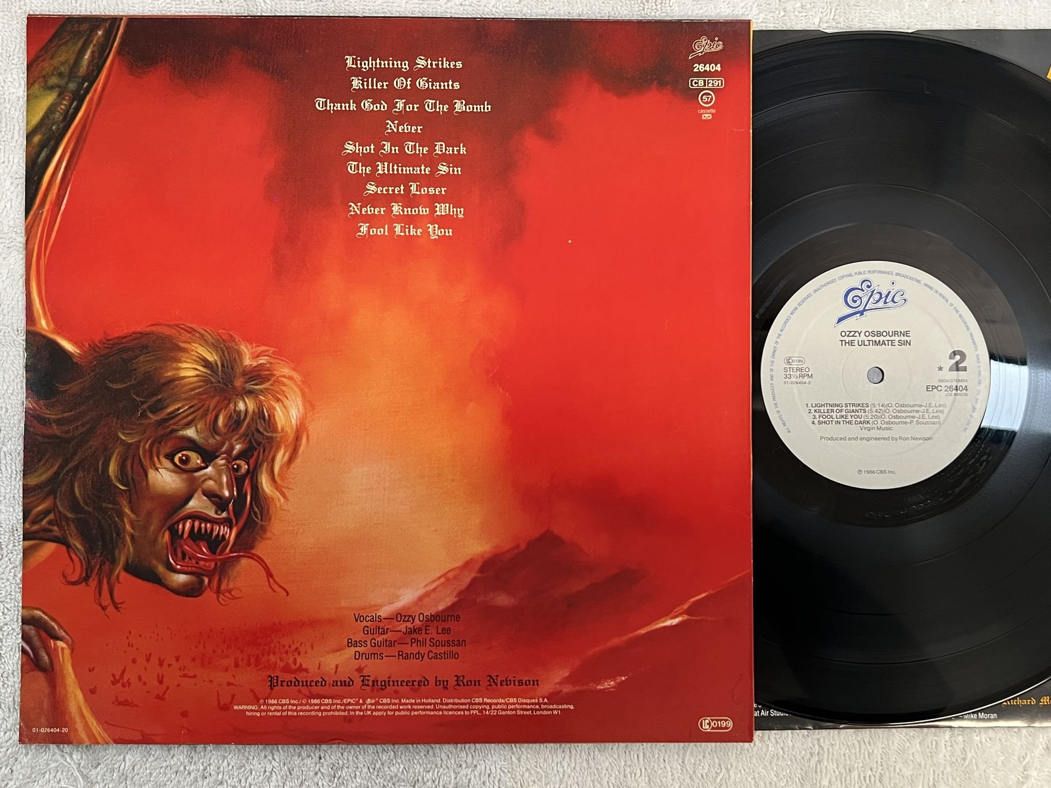 Omslagsbild för skivan OZZY OSBOURNE the ultimate sin LP -86 Hol EPIC EPC 26404