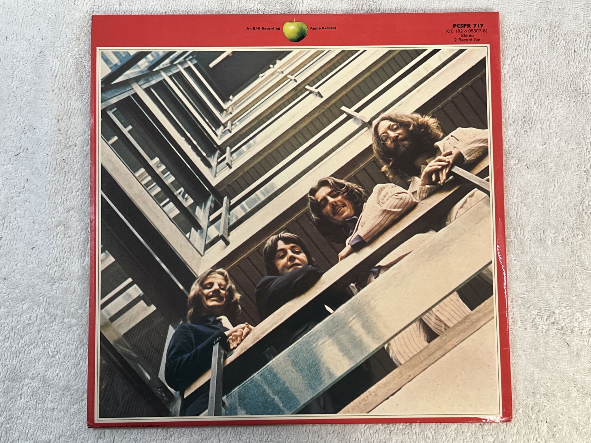 Omslagsbild för skivan THE BEATLES 1962-1966 2xLP -78 UK APPLE PCSPR 717 *** RED VINYL ***