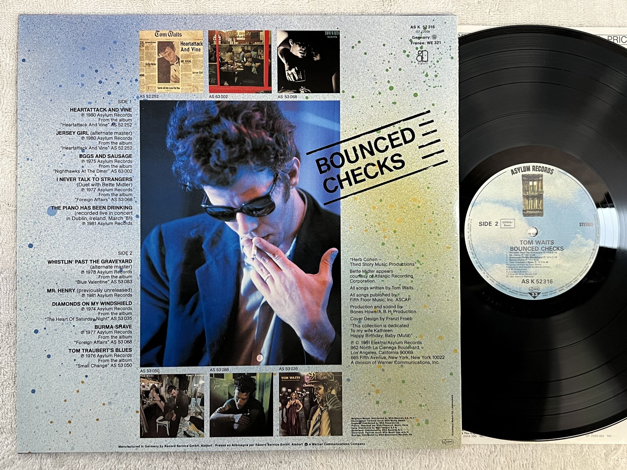 Omslagsbild för skivan TOM WAITS bounced checks LP Ger ASYLUM AS K 52316