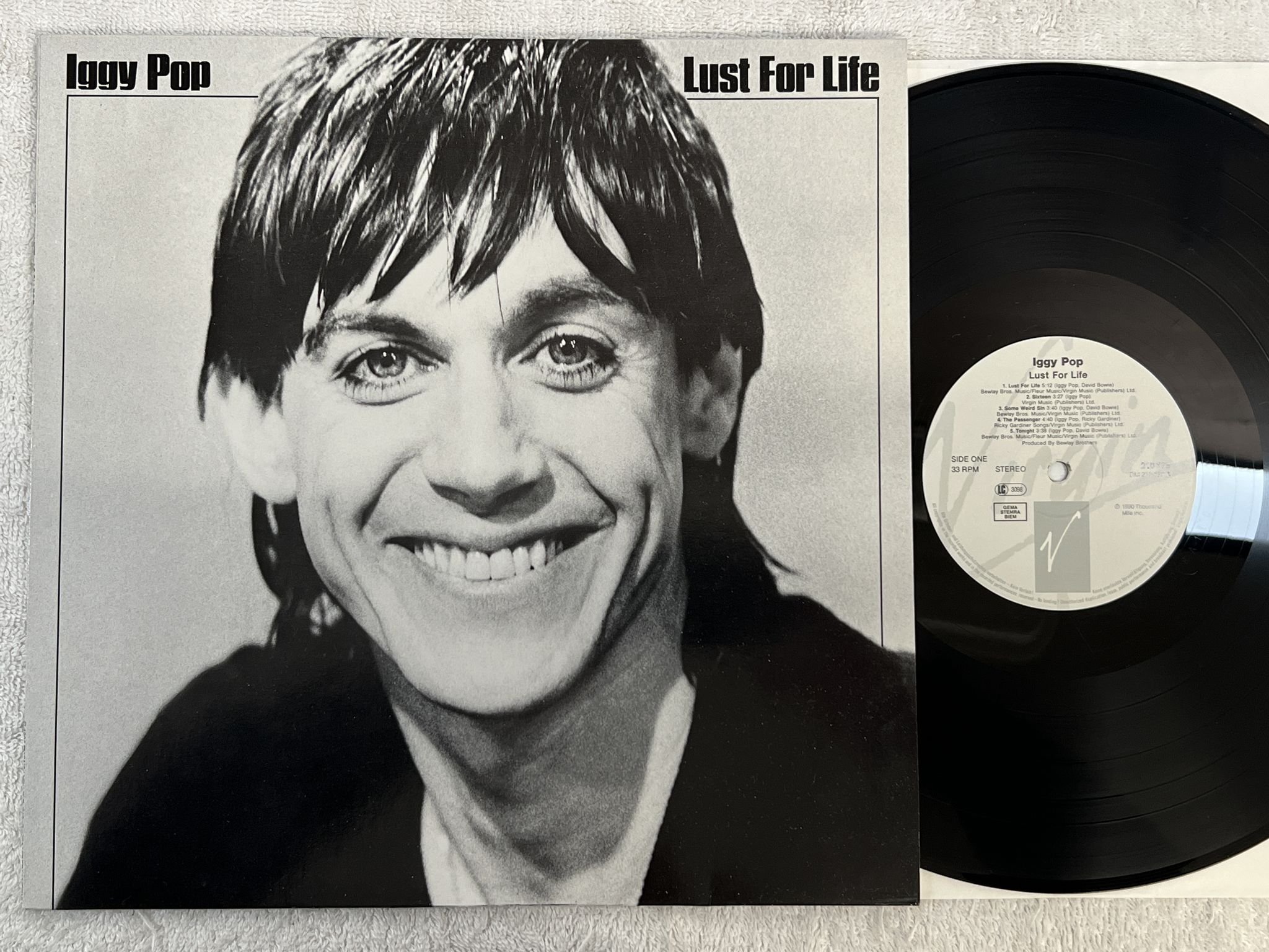 Omslagsbild för skivan IGGY POP lust for life LP -90 VIRGIN 210 178
