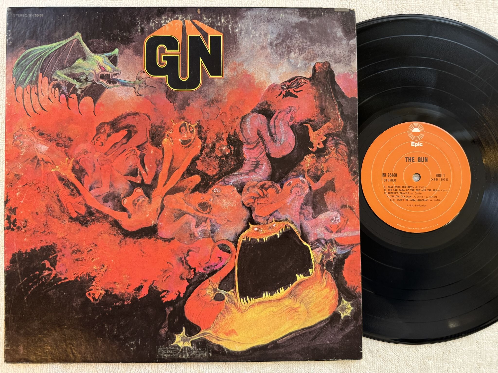 Omslagsbild för skivan THE GUN s/t LP -68/73 US EPIC BN 26468