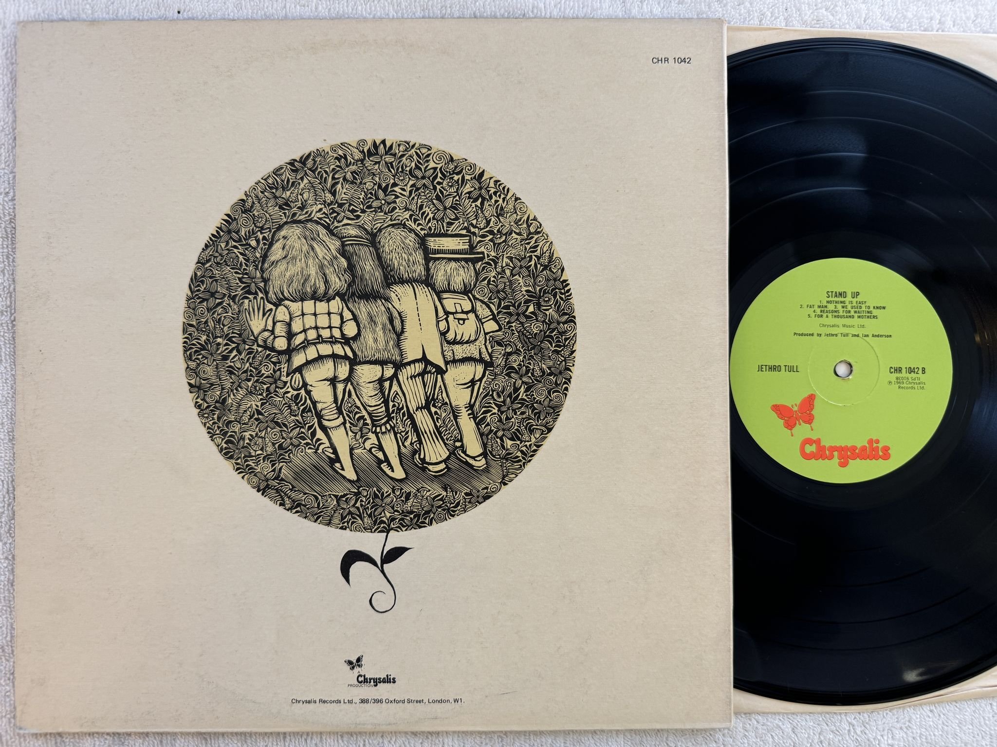 Omslagsbild för skivan JETHRO TULL stand up LP -69/73 UK CHRYSALIS CHR 1042