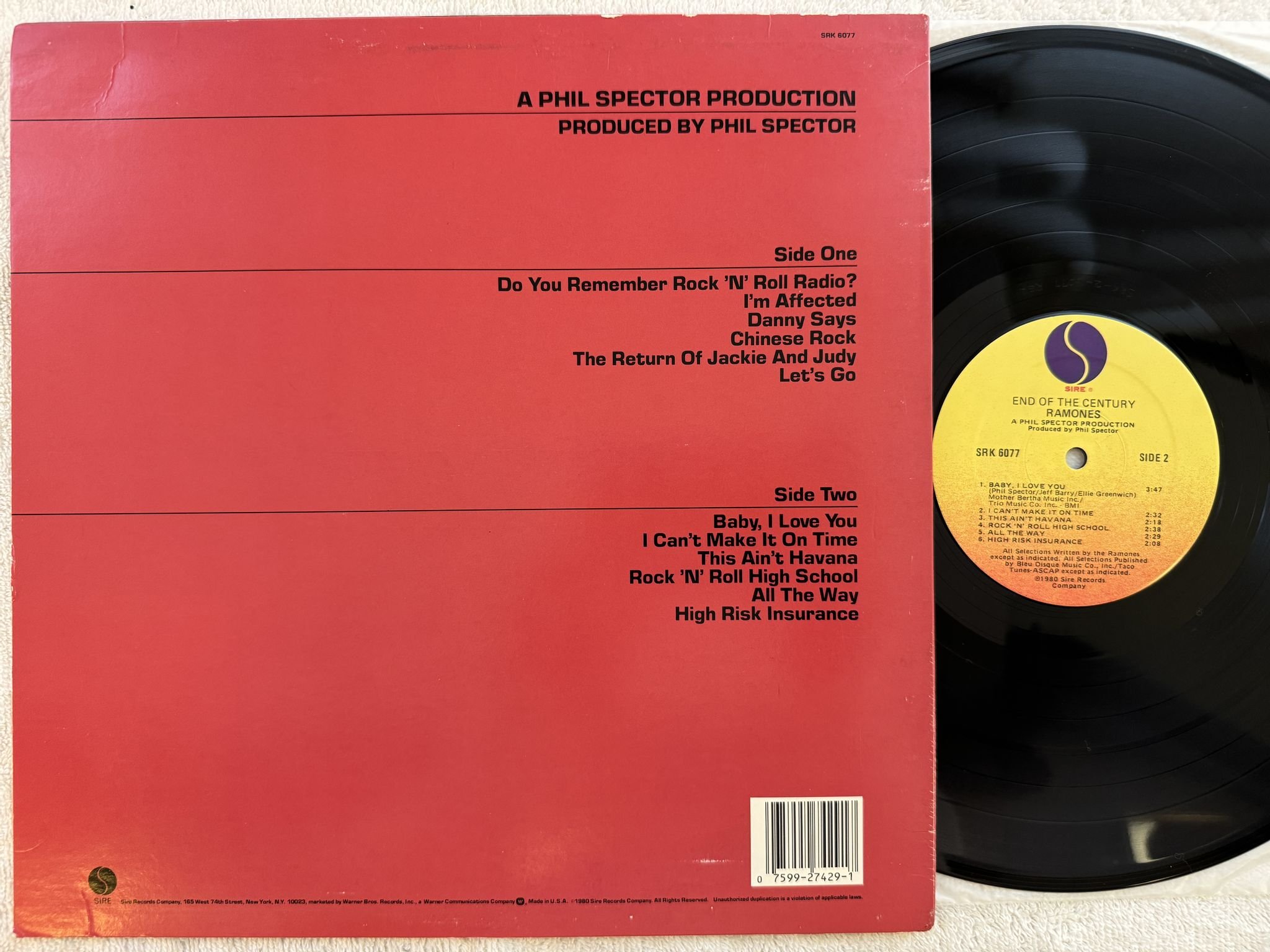 Omslagsbild för skivan RAMONES end of the century LP -80 US SIRE SRK 6077