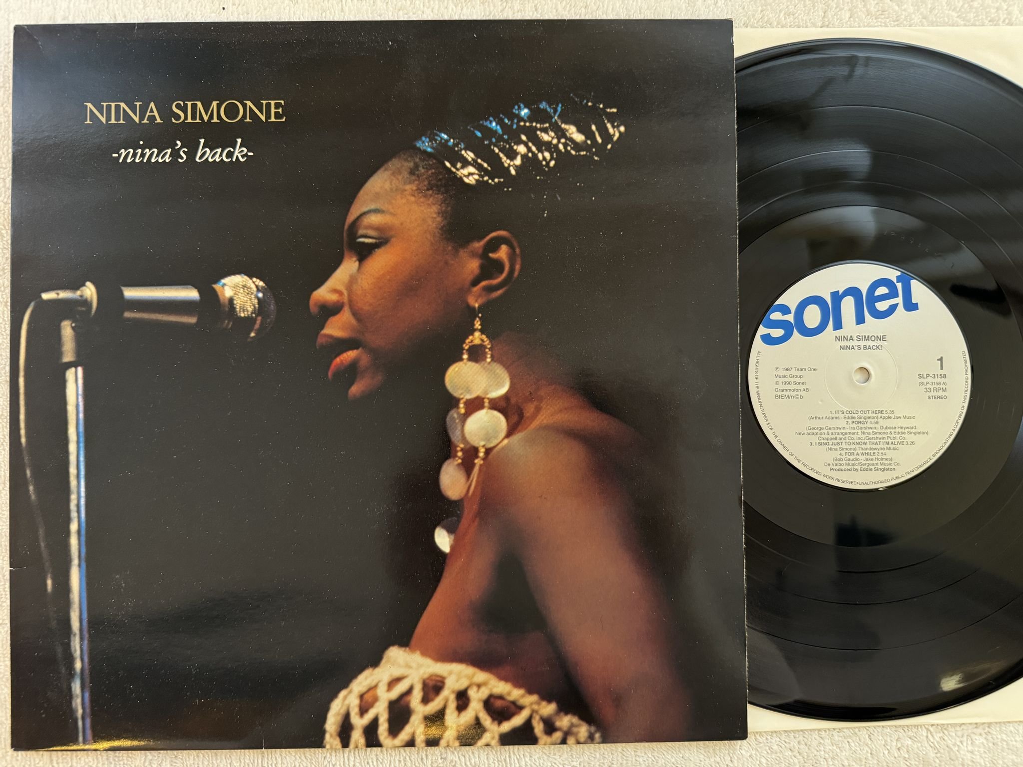 Omslagsbild för skivan NINA SIMONE Nina's back! LP -87/90 ncb SONET SLP 3158