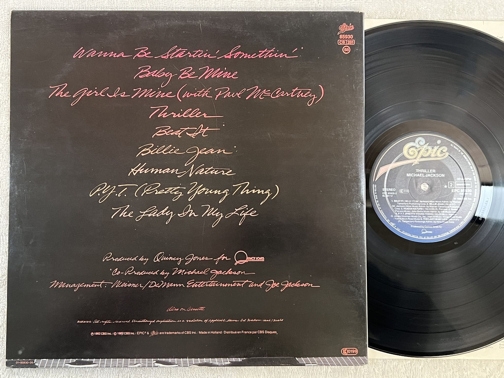 Omslagsbild för skivan MICHAEL JACKSON thriller LP -82 EPIC EPC 85930