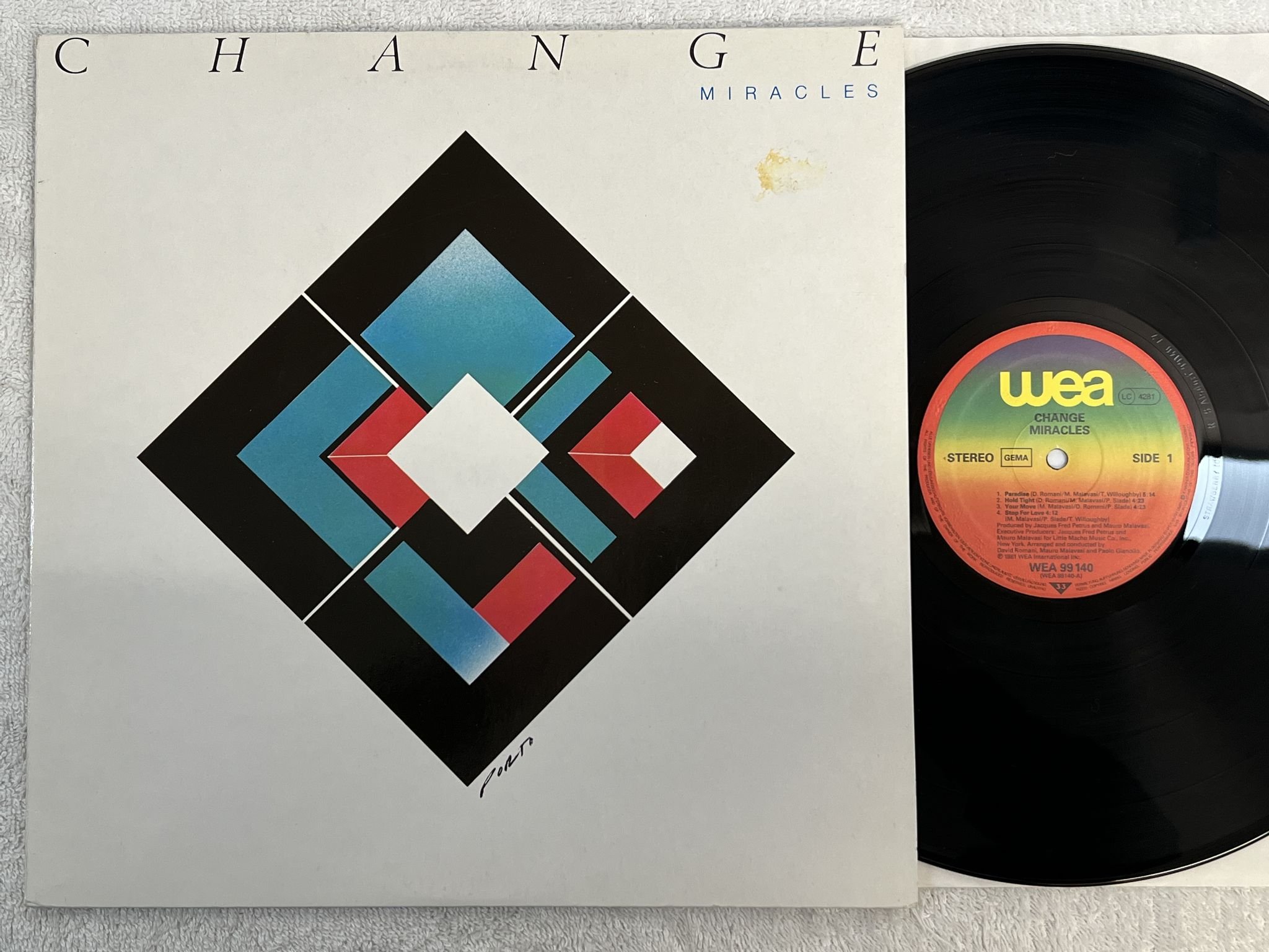 Omslagsbild för skivan CHANGE miracles LP -81 Ger WEA 99140 **** HOLD TIGHT ****