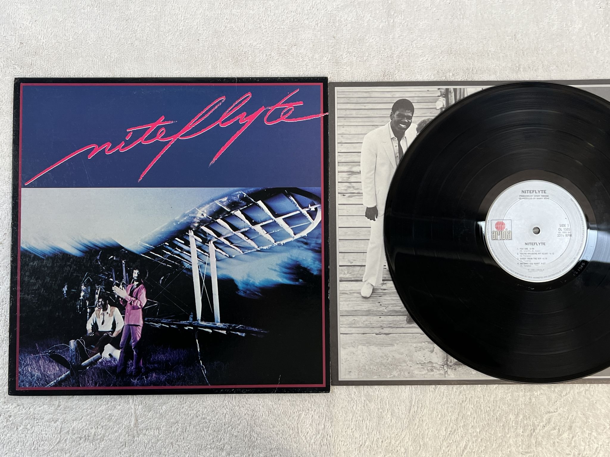 Omslagsbild för skivan NITEFLYTE s/t LP -81 US ARIOLA OL 1505 *** RARE DISCO FUNK ***