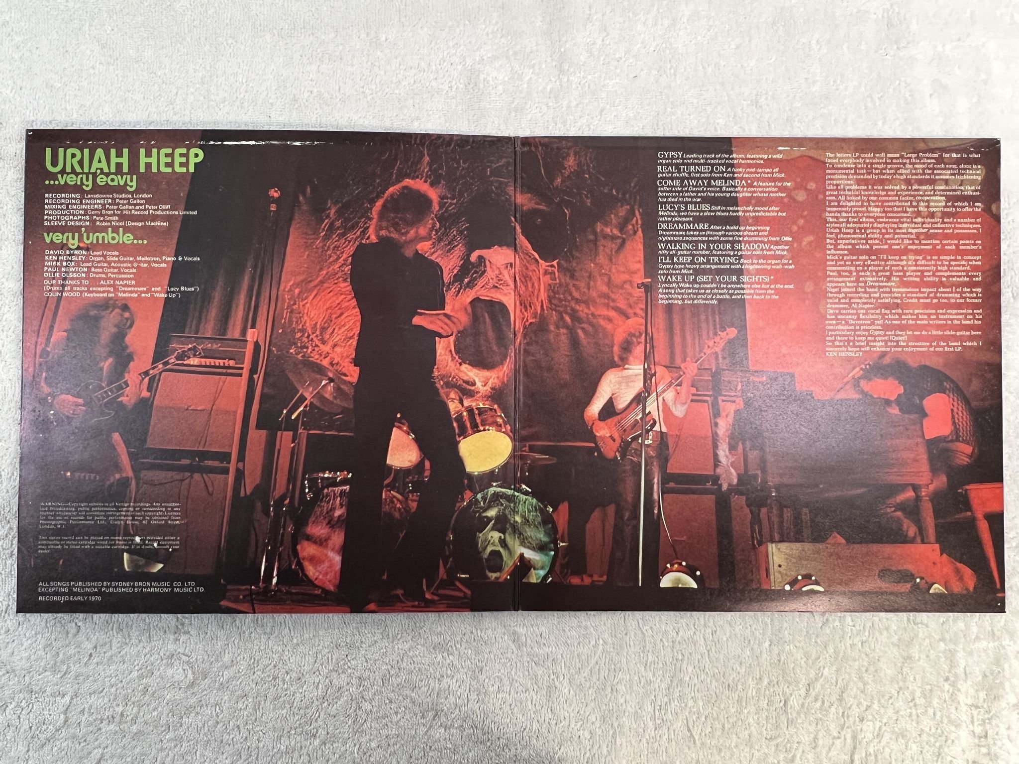 Omslagsbild för skivan URIAH HEEP very 'eavy very 'umble LP -70 UK VERTIGO 6360 006 *** HARD PROG ***