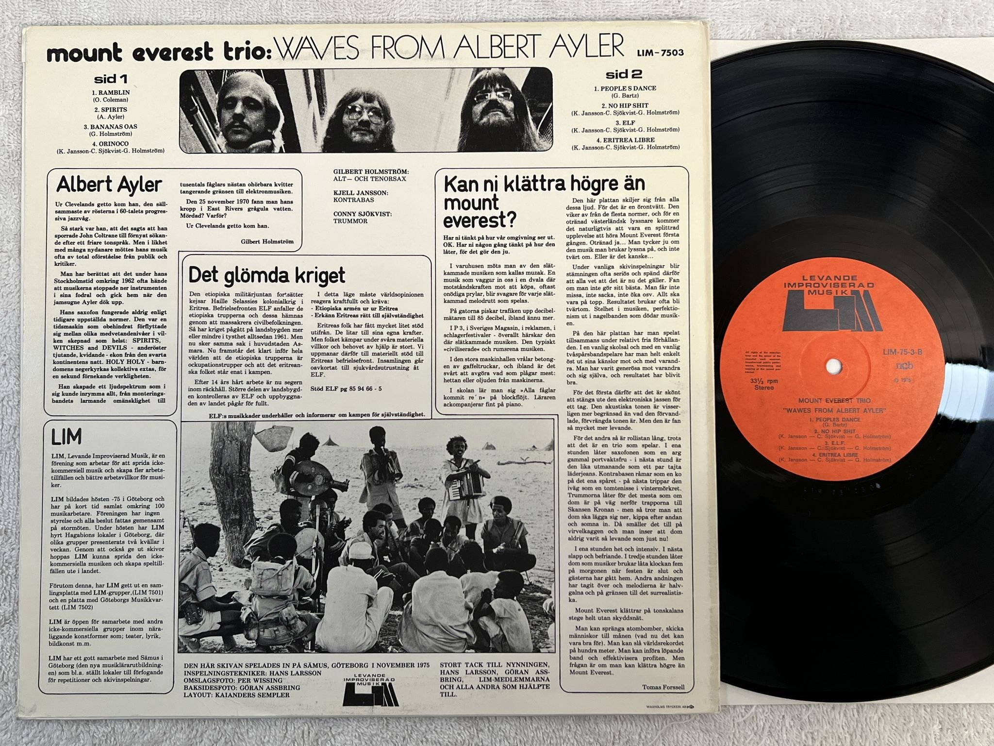Omslagsbild för skivan MOUNT EVEREST Waves From Albert Ayler LP -75 Swe LEVANDE IMPROVISERAD MUSIK