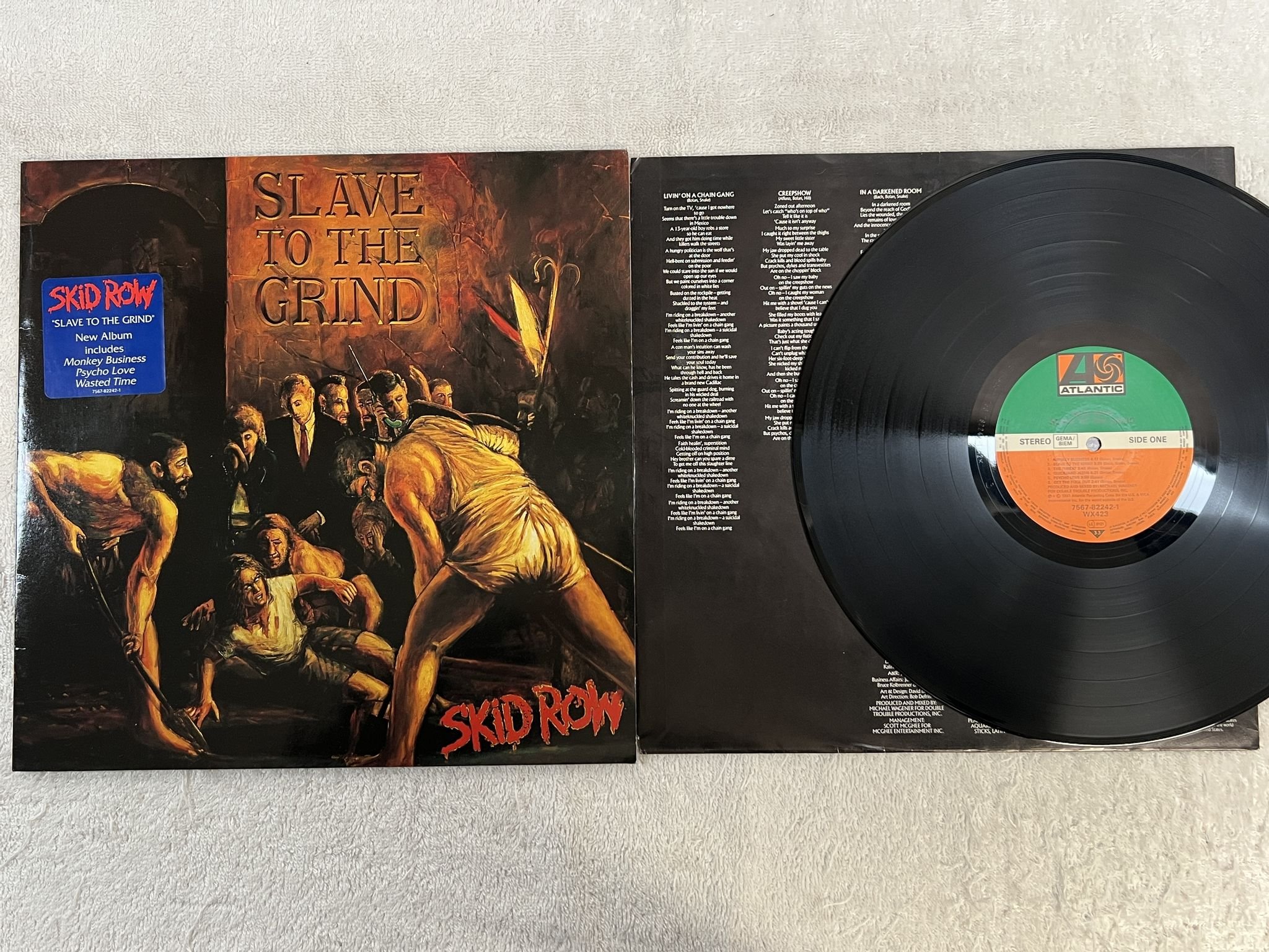 Omslagsbild för skivan SKID ROW slave to the grind LP -91 Ger ATLANTIC 7567-82242-1