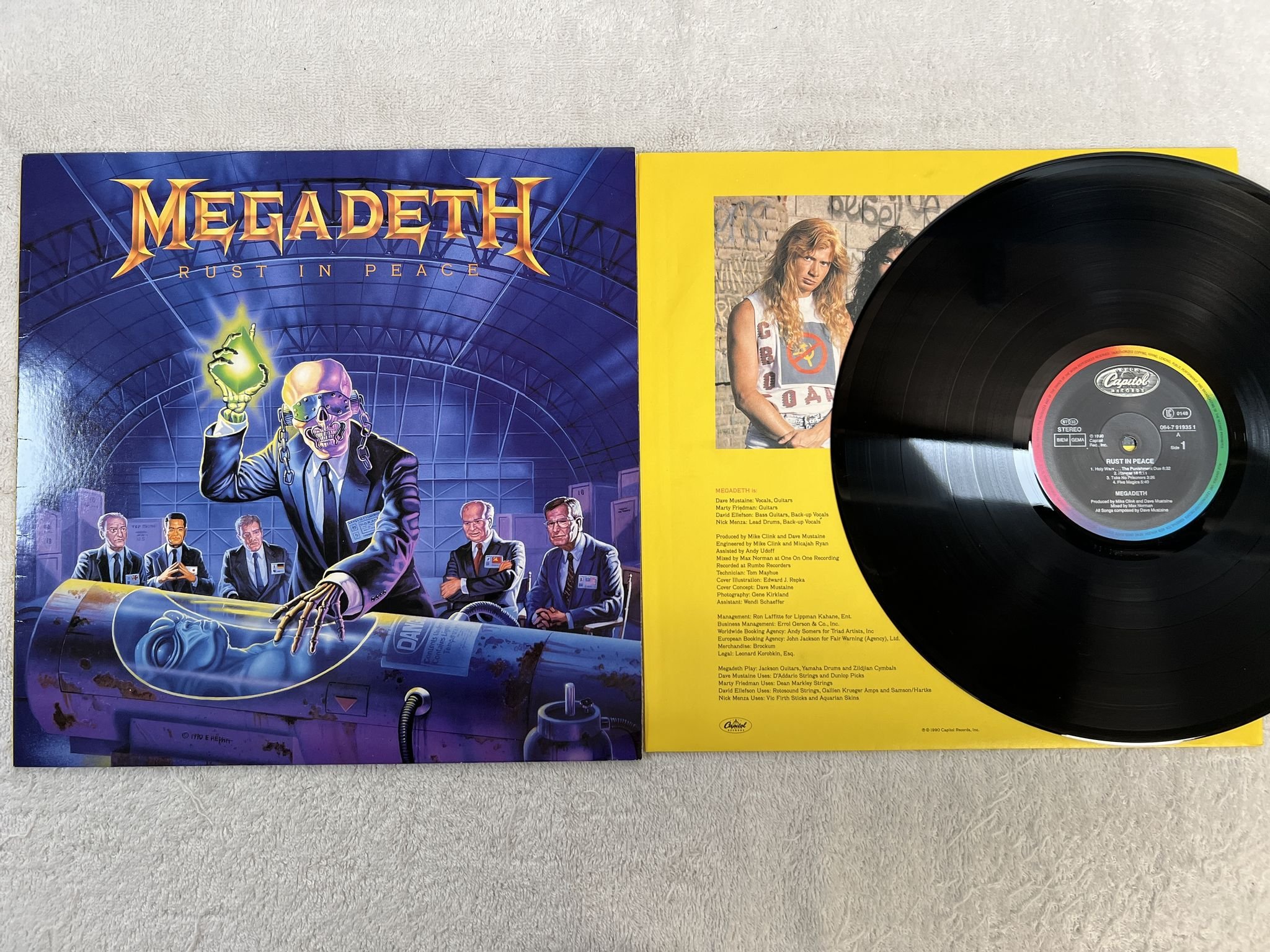 Omslagsbild för skivan MEGADETH Rust In Peace LP -90 CAPITOL 064-7 91935 1