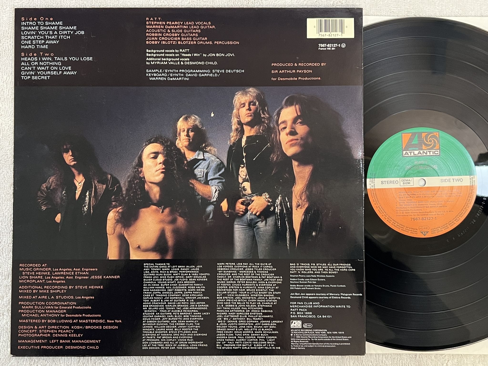 Omslagsbild för skivan RATT detonator LP -90 Ger ATLANTIC 7567 82127 1