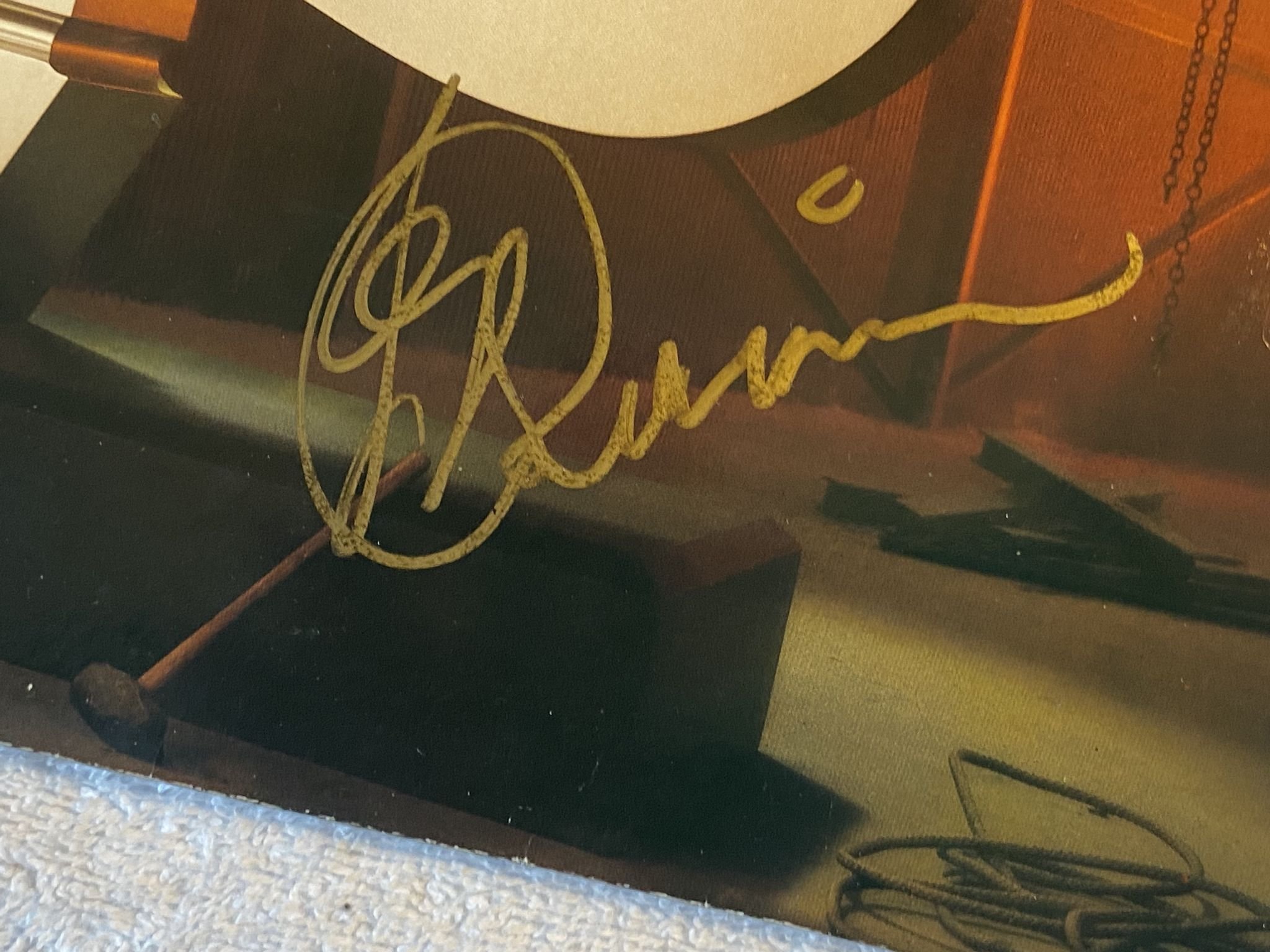 Omslagsbild för skivan SAXON Destiny LP -88 emi 7 90066 1 ** SIGNED COVER BY 2 BAND MEMBERS **