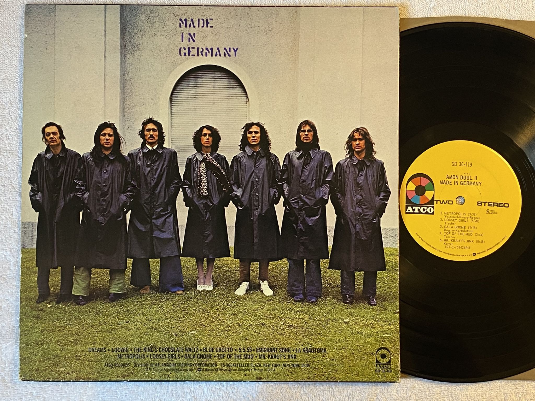 Omslagsbild för skivan AMON DÜÜL II - made in Germany LP -75 US ATCO SD 36-119