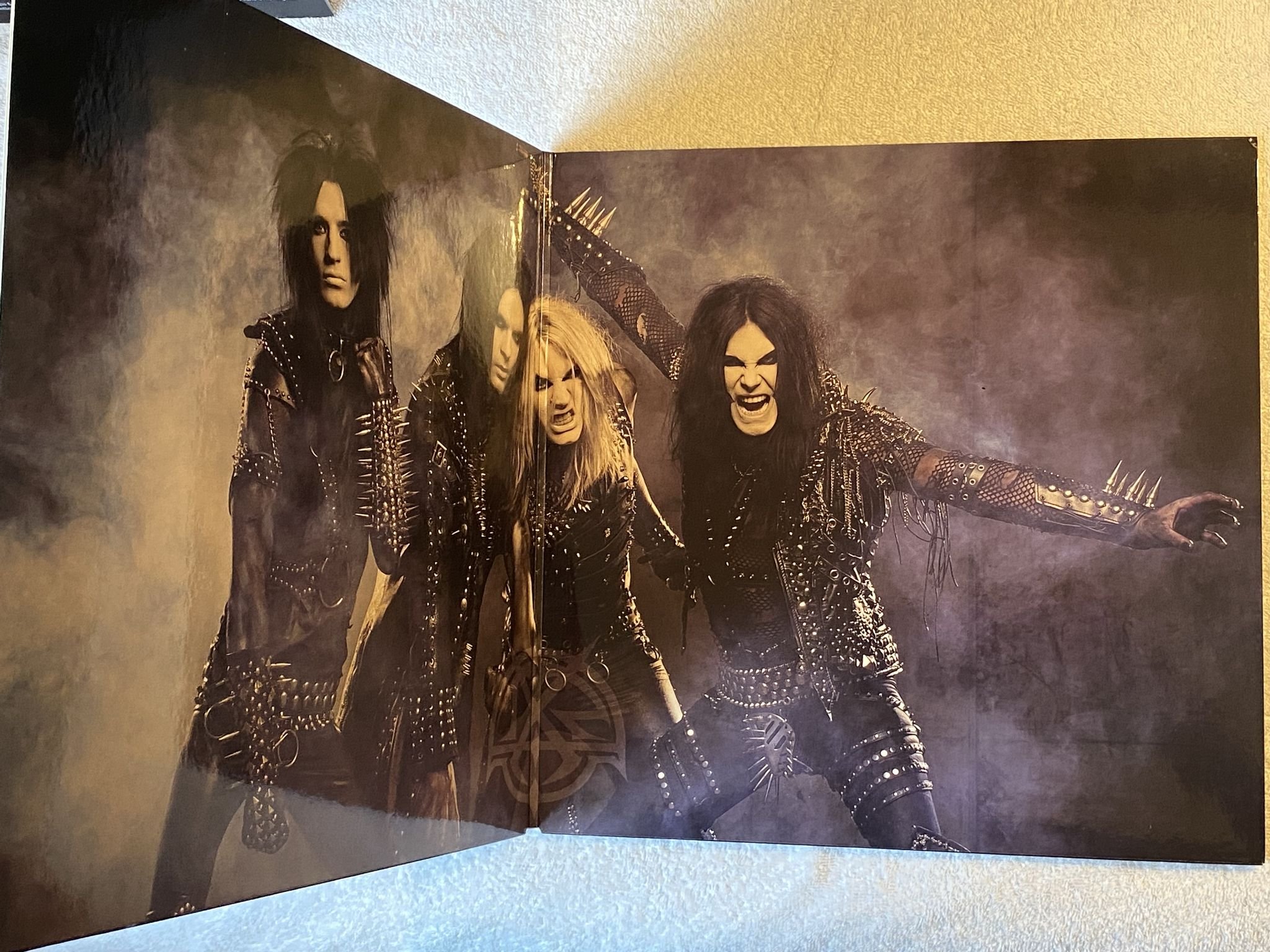 Omslagsbild för skivan TOXICROSE total tranquility LP 2016 BURNING SKULL BSR009