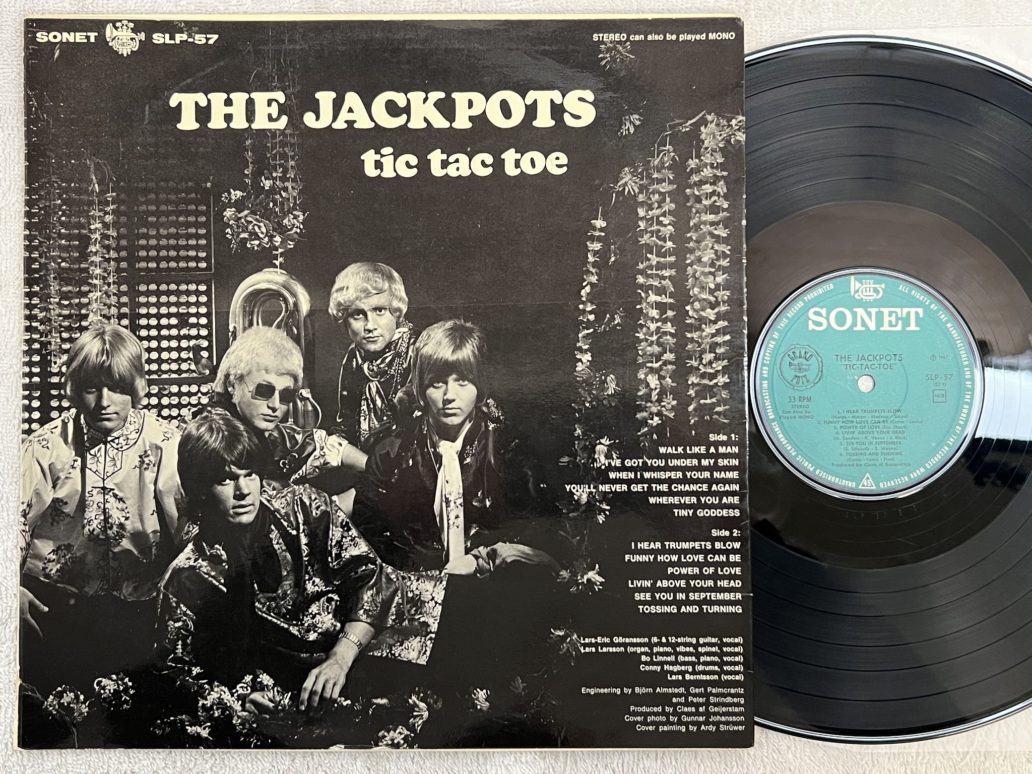 Omslagsbild för skivan JACKPOTS Tic Tac Toe LP -67 Swe SONET SLP 57