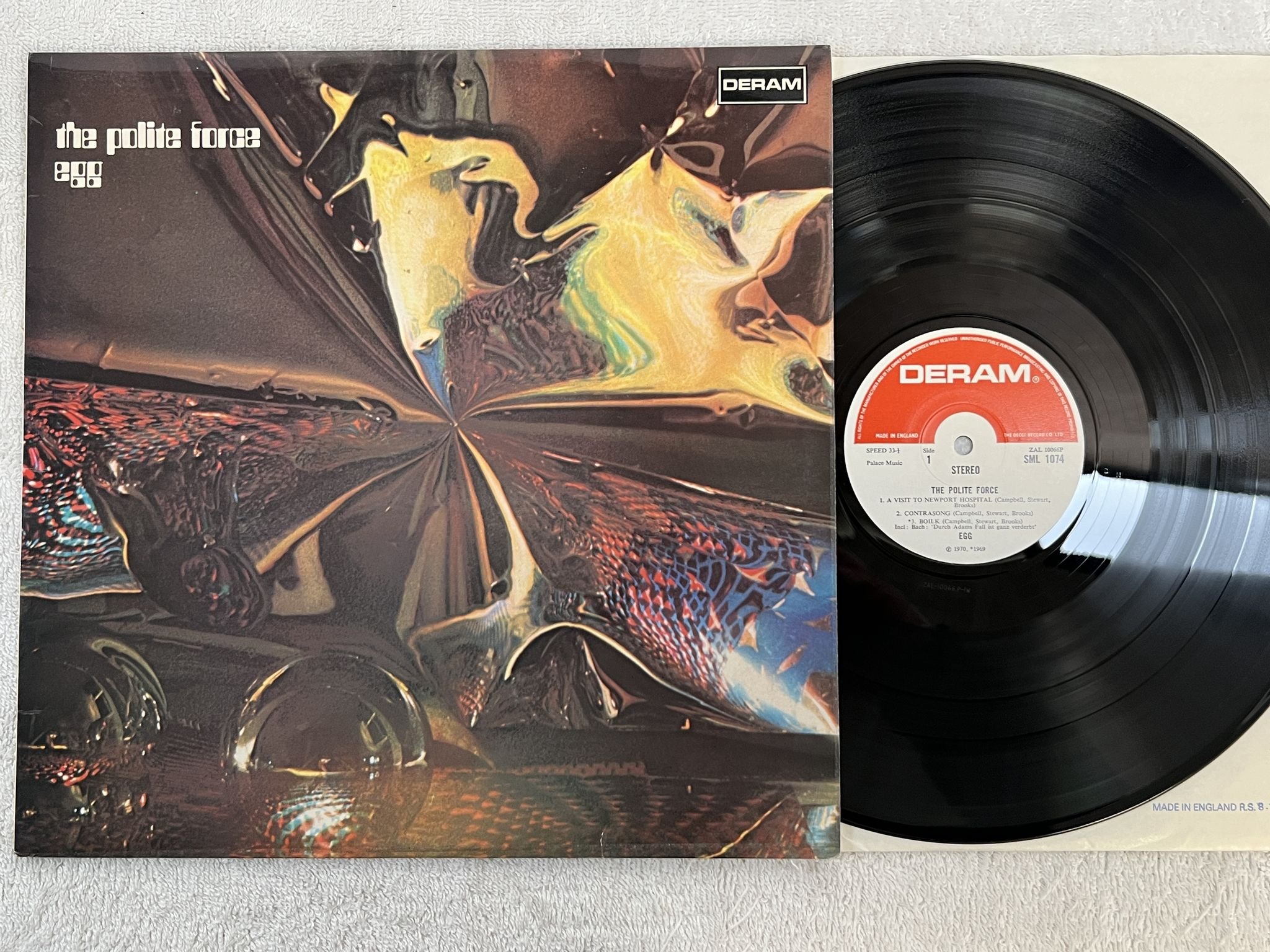 Omslagsbild för skivan EGG the polite force LP -70 UK DERAM SML 1074 *** RARE PSYCH / PROG ***