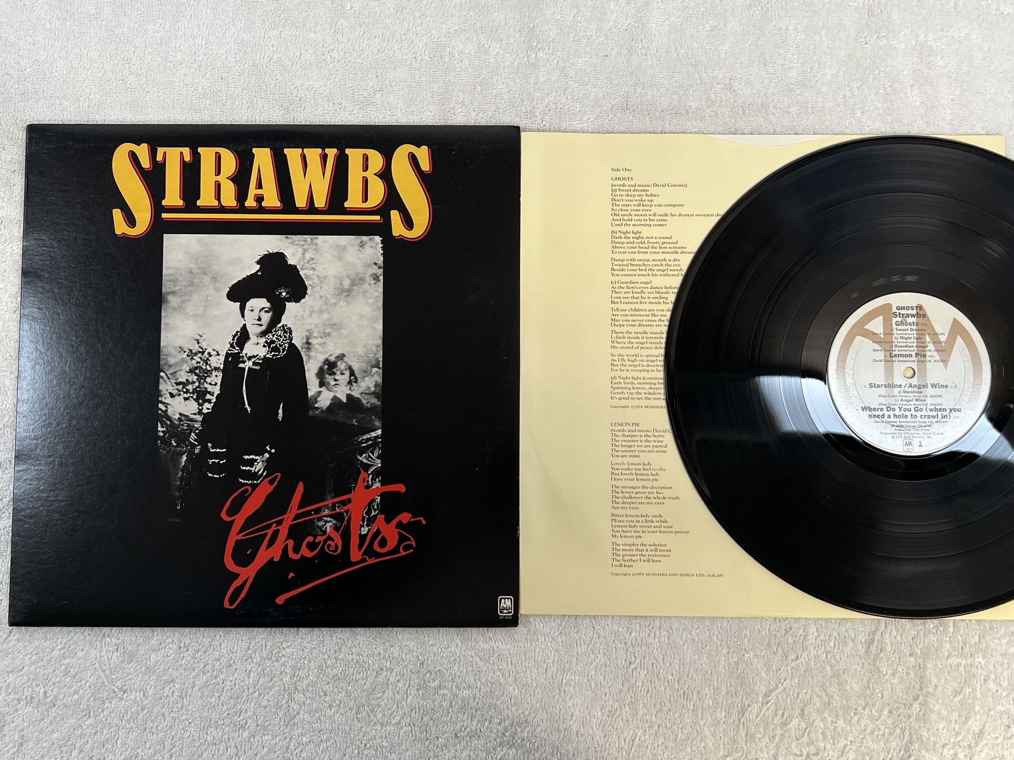 Omslagsbild för skivan STRAWBS ghosts LP US A&M SP-4506