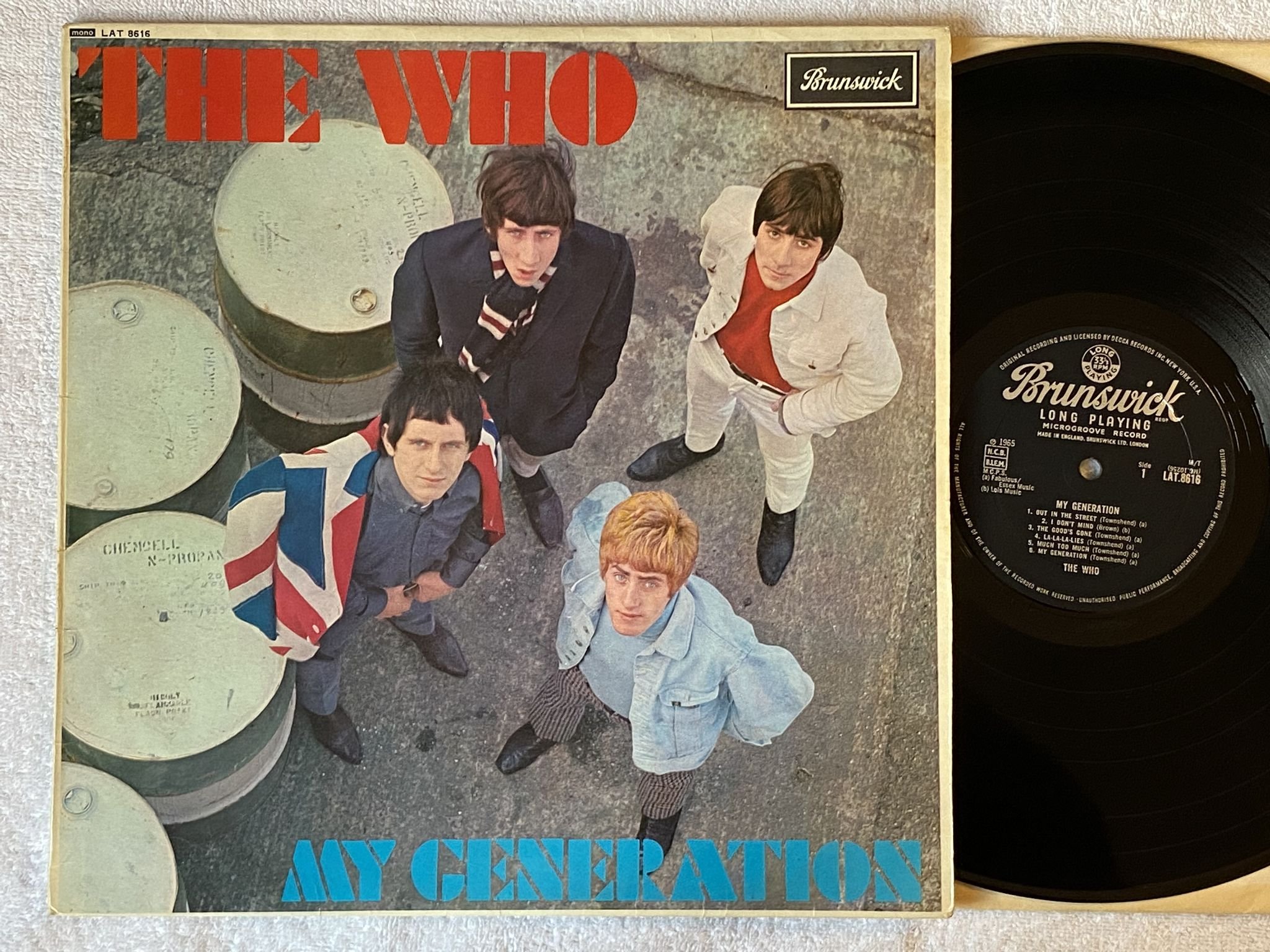 Omslagsbild för skivan THE WHO my generation LP -65 UK BRUNSWICK LAT 8616 *** CLASSIC ***