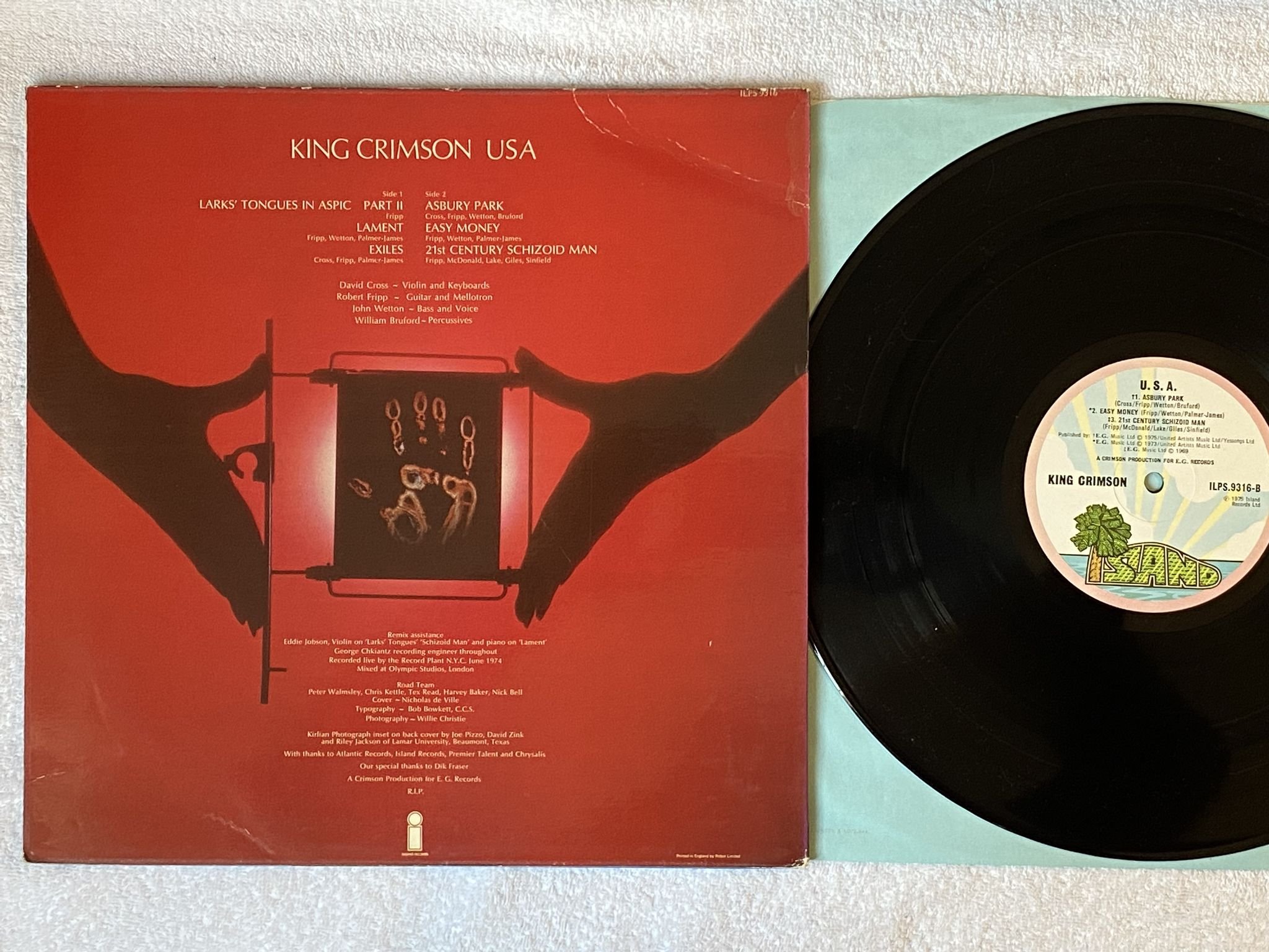 Omslagsbild för skivan KING CRIMSON U.S.A. LP -75 UK ISLAND ILPS 9316