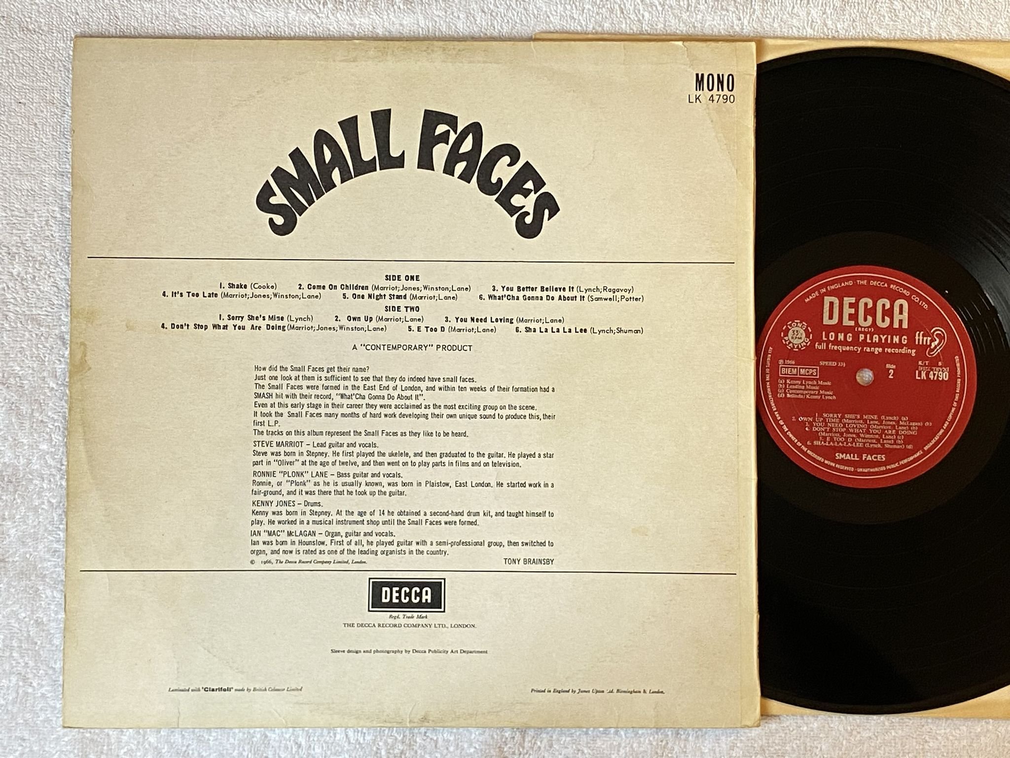 Omslagsbild för skivan SMALL FACES s/t LP -66 UK DECCA LK 4790 *** MOD / RHYTHM N BLUES / POP ***