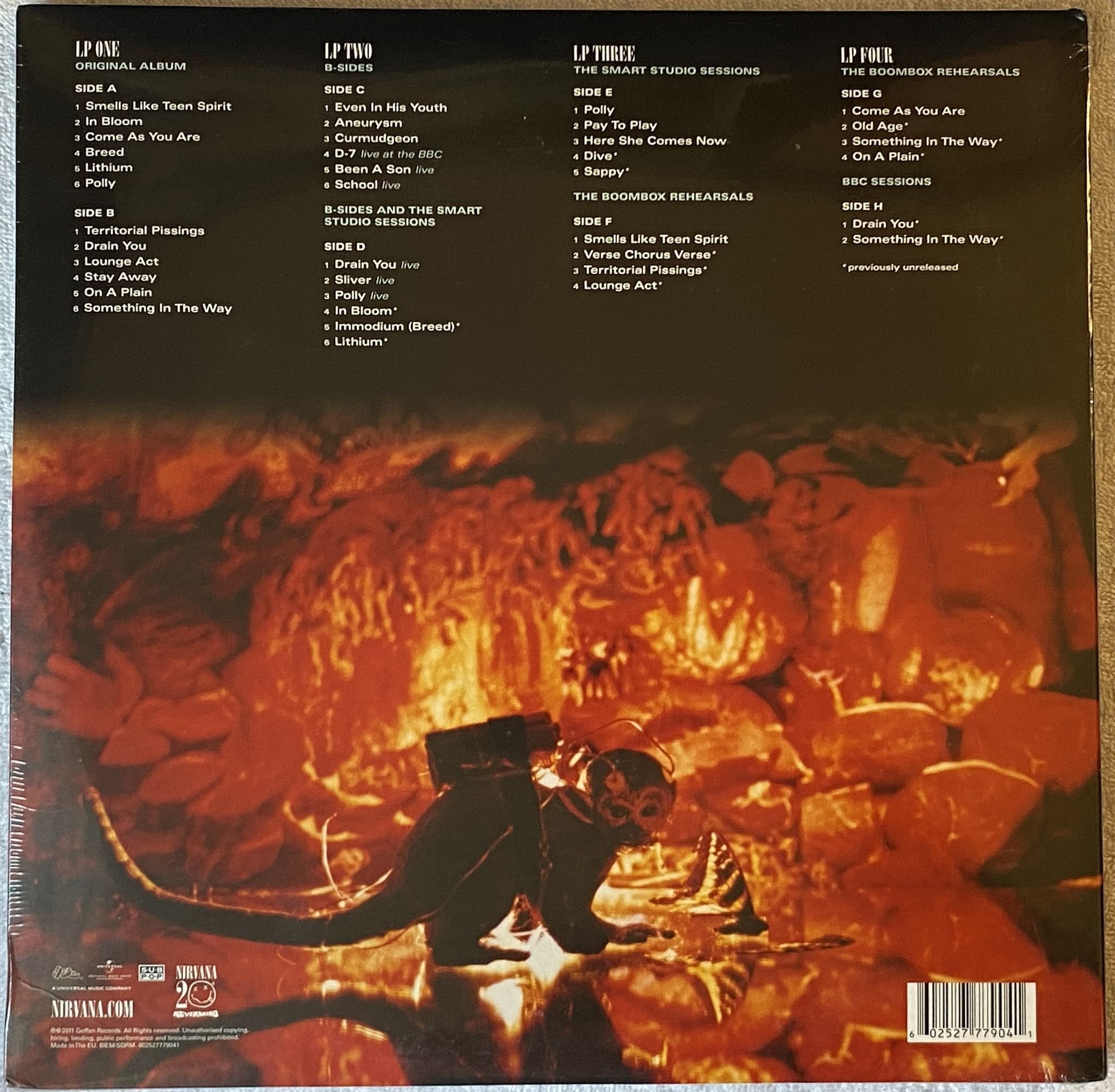 Omslagsbild för skivan NIRVANA nevermind 4xLP 2011 DGC 602527779041 *** SEALED DELUXE SET ***