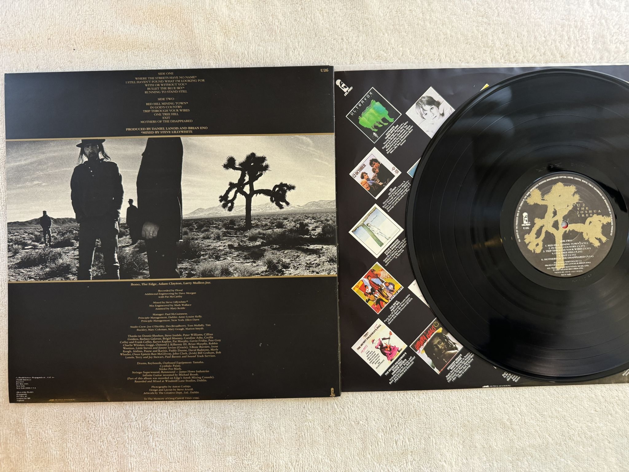 Omslagsbild för skivan U2 the joshua tree LP -87 ncb ISLAND U26