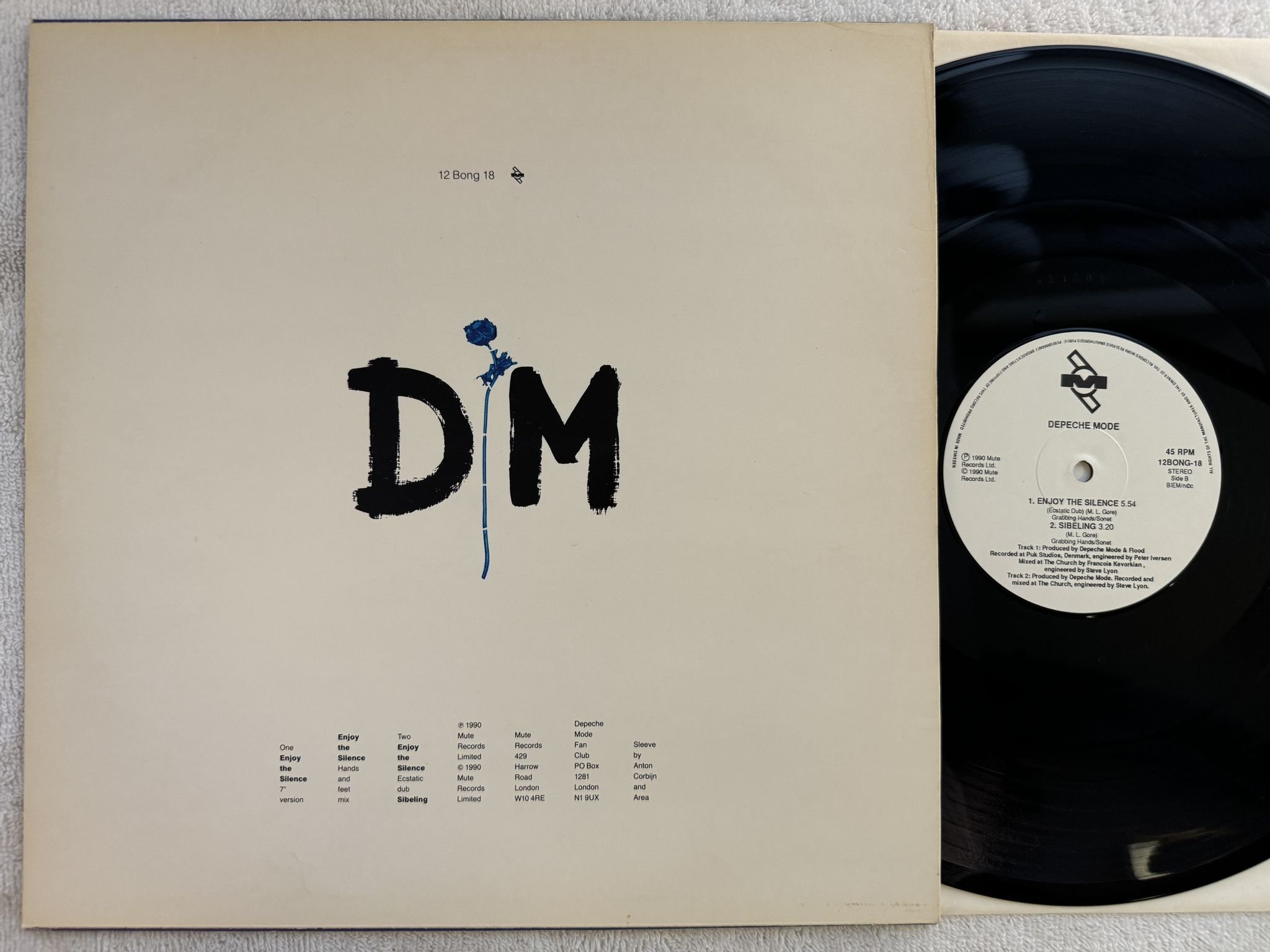 Omslagsbild för skivan DEPECHE MODE enjoy the silence 12"single 90 ncb MUTE 12BONG-18