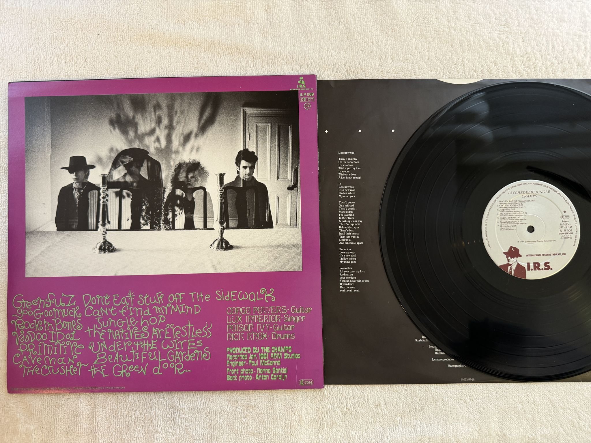 Omslagsbild för skivan THE CRAMPS Psychedelic Jungle LP -81 Hol I.R.S. ILP 009 *** PSYCHOBILLY ***