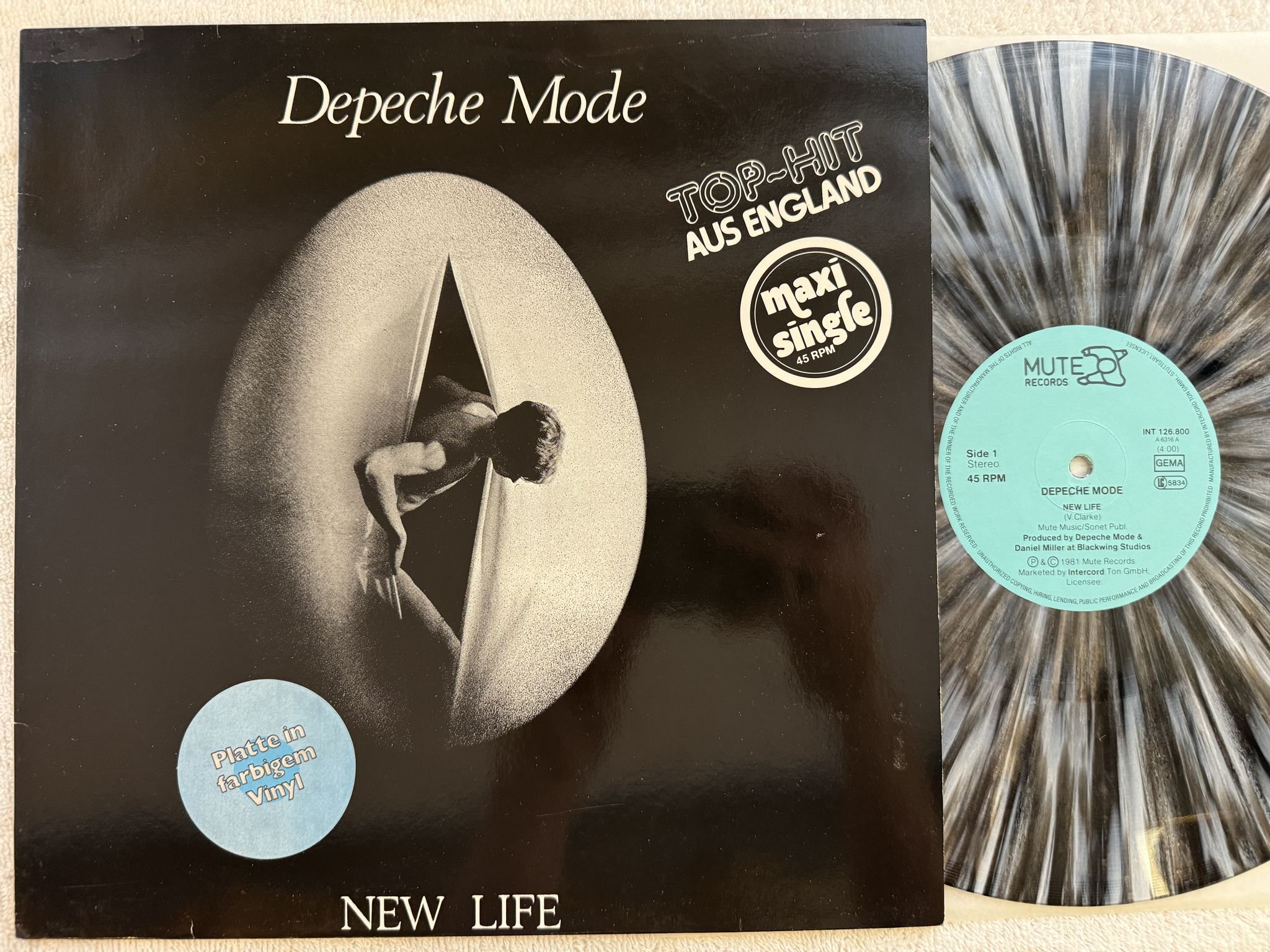 Omslagsbild för skivan DEPECHE MODE new life 12"single -81 Ger MUTE INT 126800 * Grey / Black Marbled *