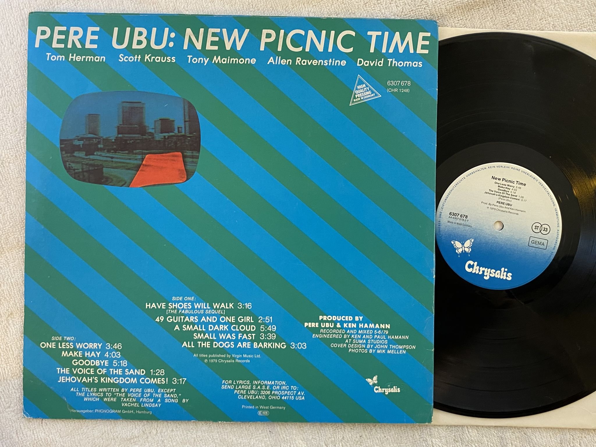 Omslagsbild för skivan PERE UBU new picnic time LP -79 Ger CHRYSALIS 6307 678 *** NEW WAVE ***