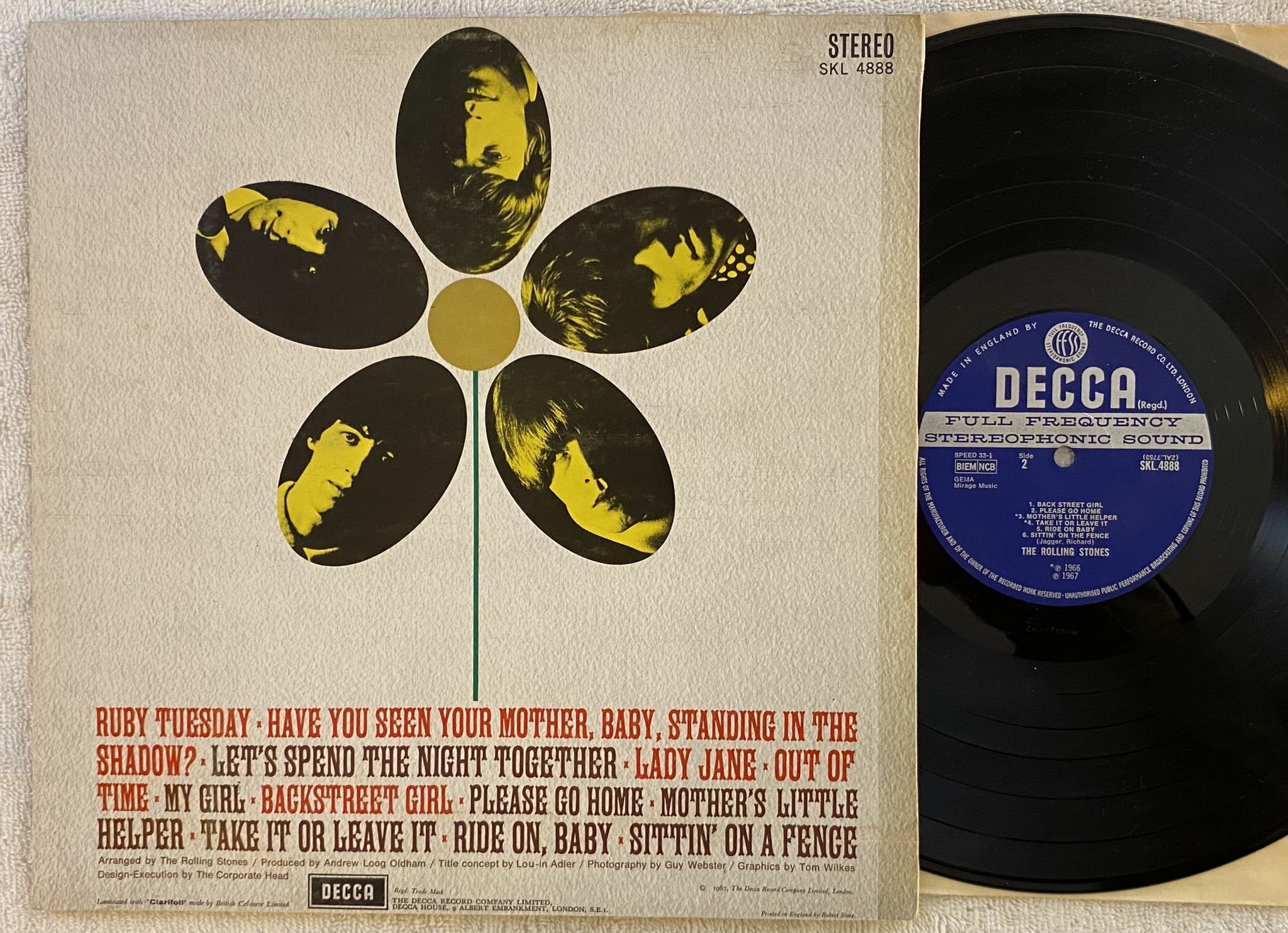 Omslagsbild för skivan ROLLING STONES flowers LP -67 UK DECCA SKL.4888