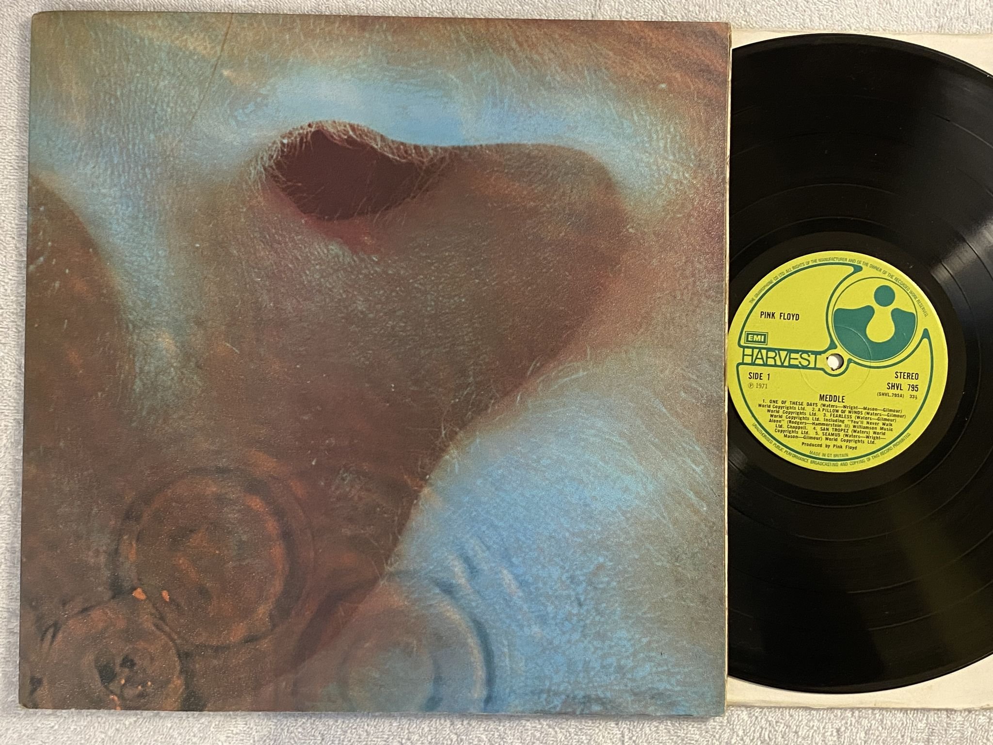 Omslagsbild för skivan PINK FLOYD meddle LP -71 UK HARVEST SHVL 795