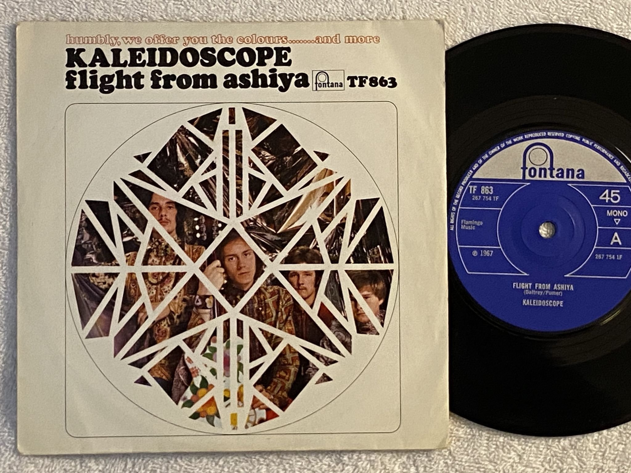 Omslagsbild för skivan KALEIDOSCOPE flight from ashiya 7" -67 UK FONTANA TF 863 *** RARE PSYCH 45 ***