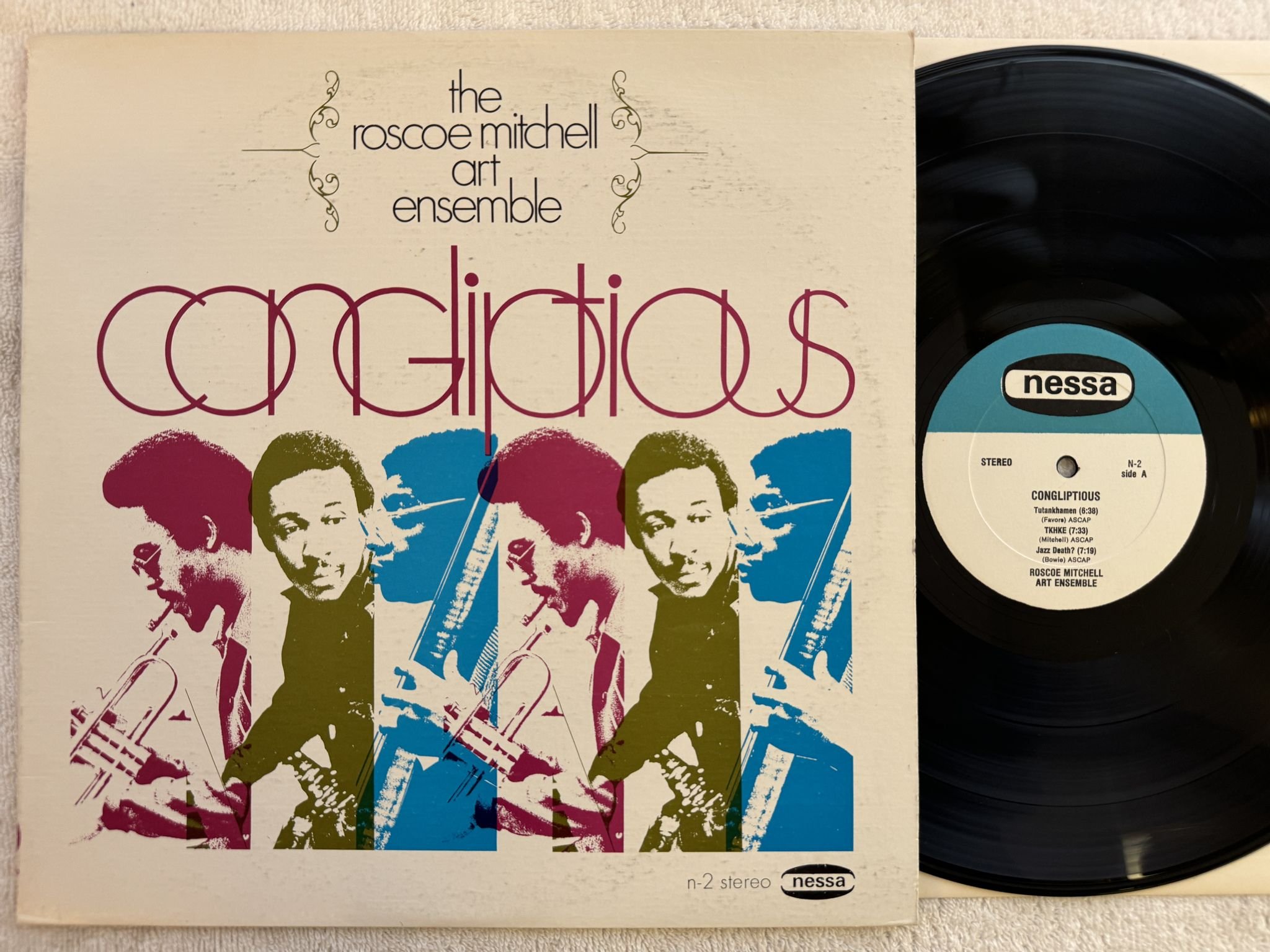 Omslagsbild för skivan ROSCOE MITCHELL ART ENSEMBLE Congliptious LP US NESSA N-2 *** FREE JAZZ ***