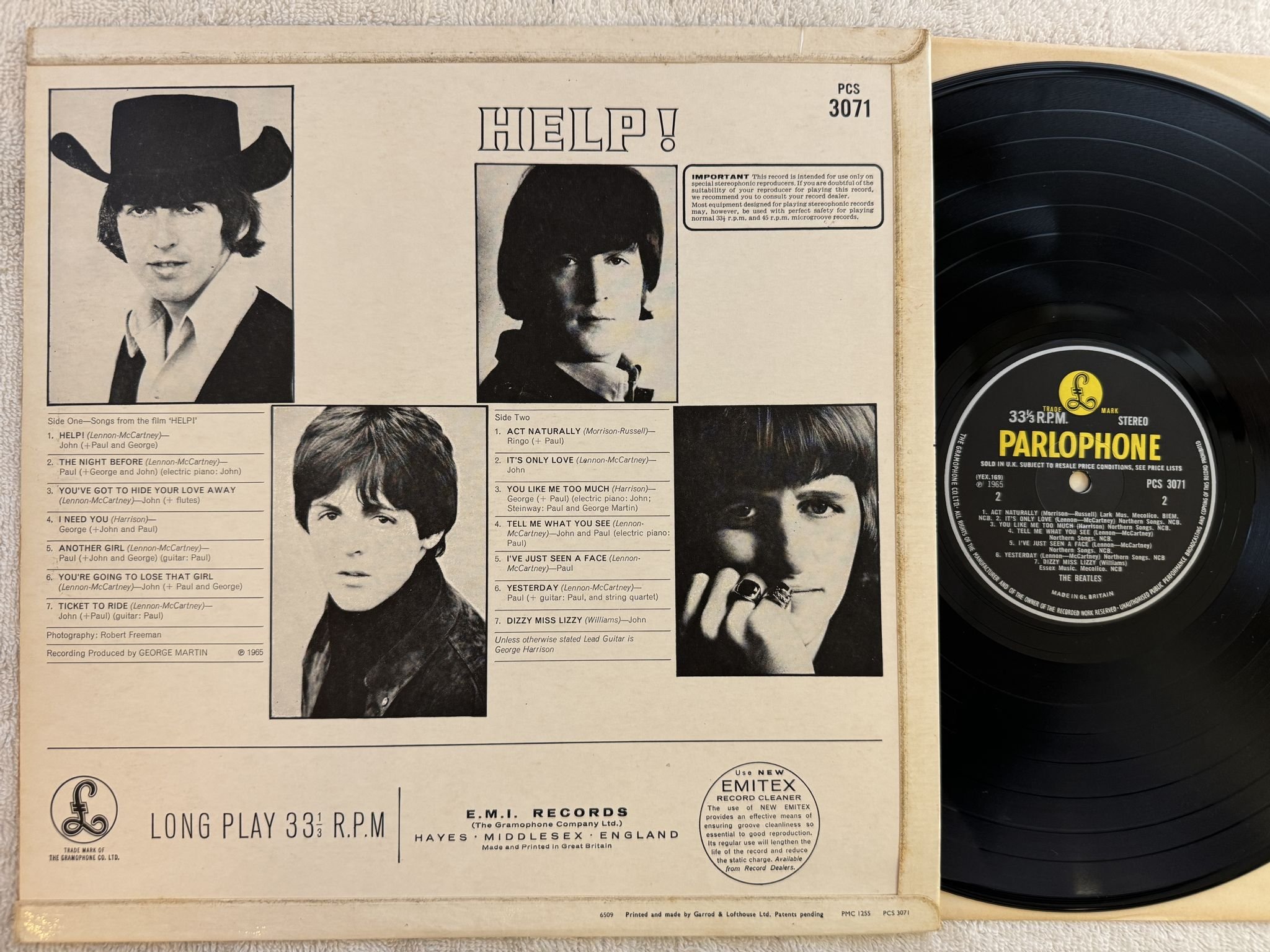 Omslagsbild för skivan THE BEATLES help! LP -65 UK PARLOPHONE PCS 3071