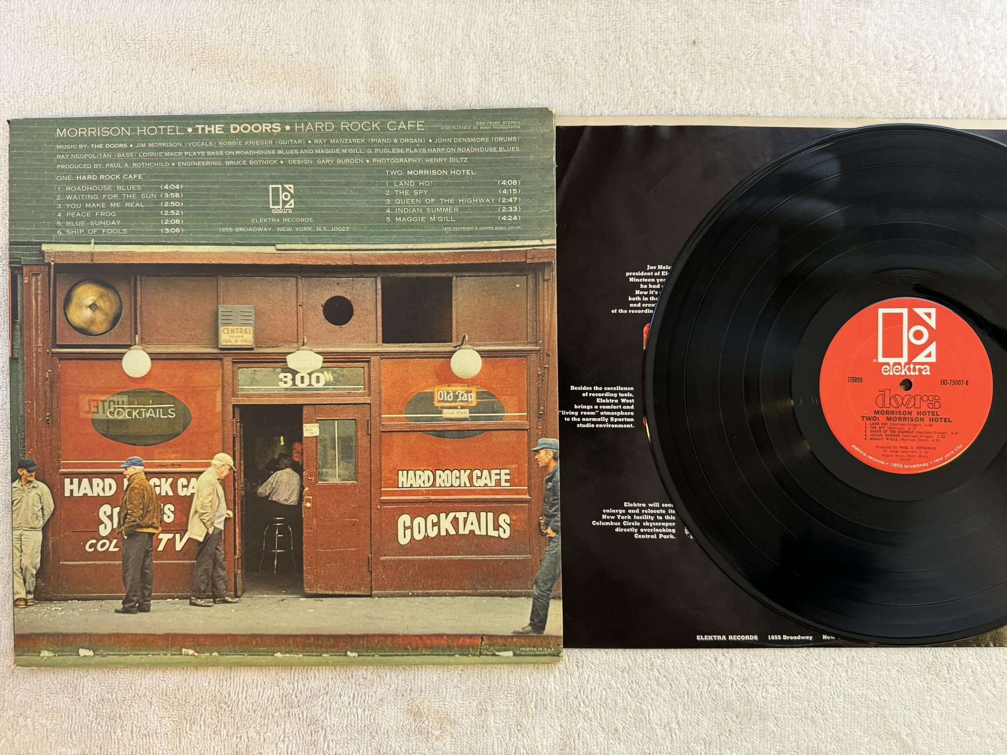 Omslagsbild för skivan THE DOORS Morrison hotel LP -70 US ELEKTRA EKS 75007