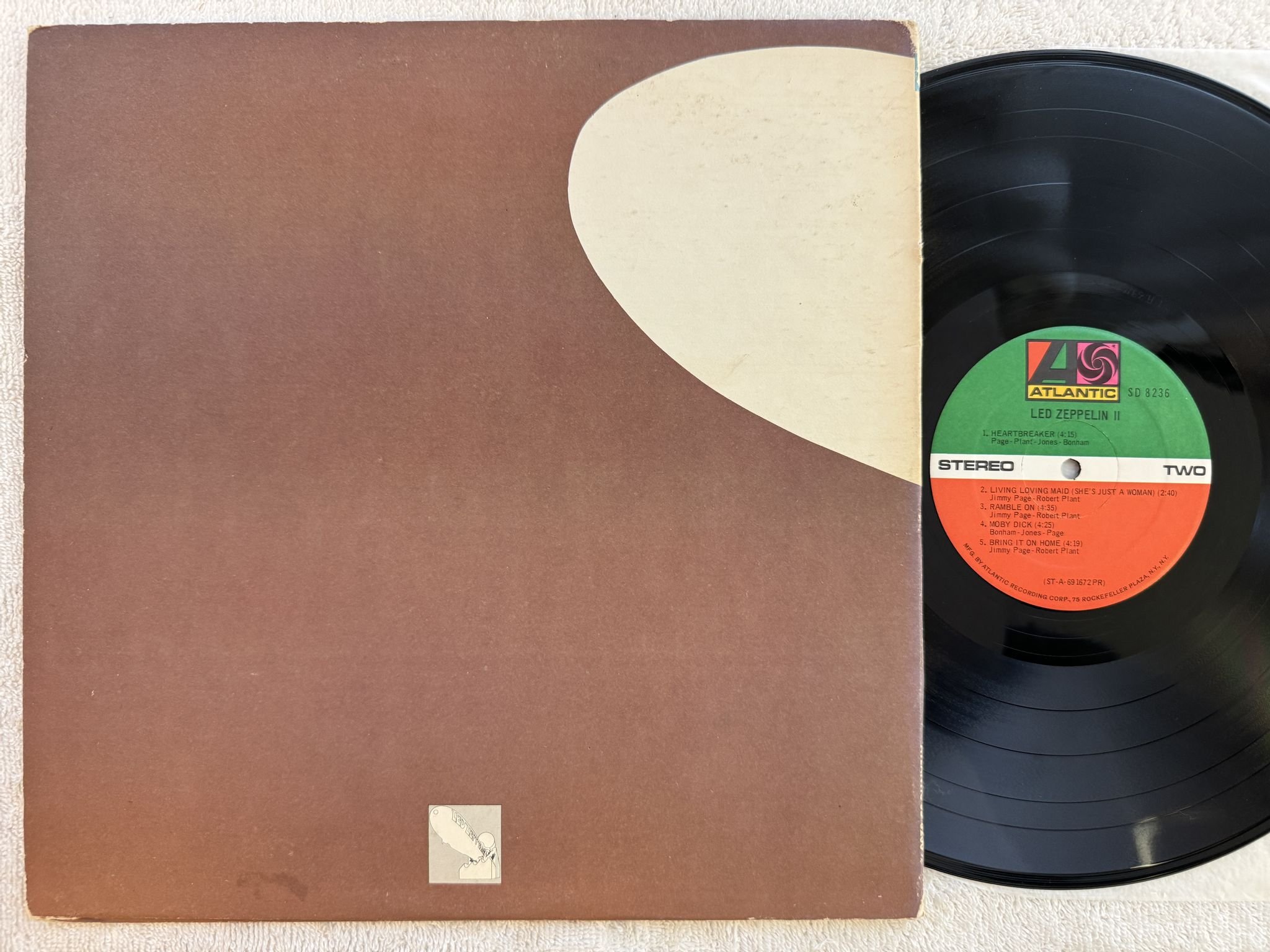 Omslagsbild för skivan LED ZEPPELIN - II LP US ATLANTIC SD 8236