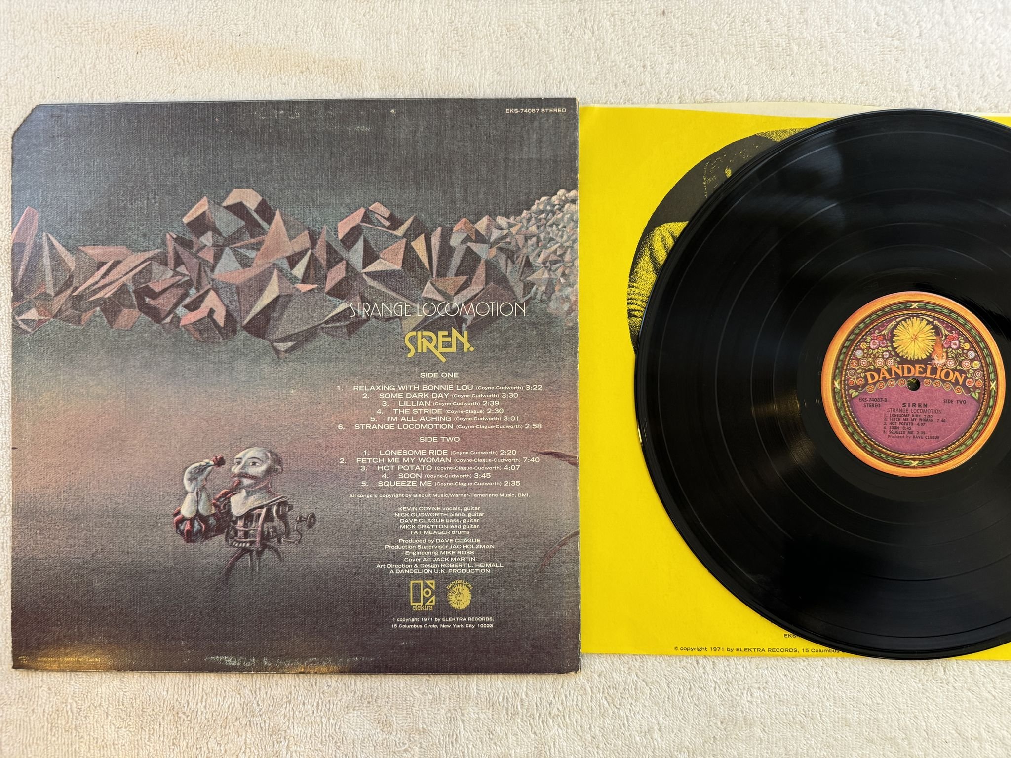 Omslagsbild för skivan SIREN strange locomotion LP -71 US DANDELION EKS-74087