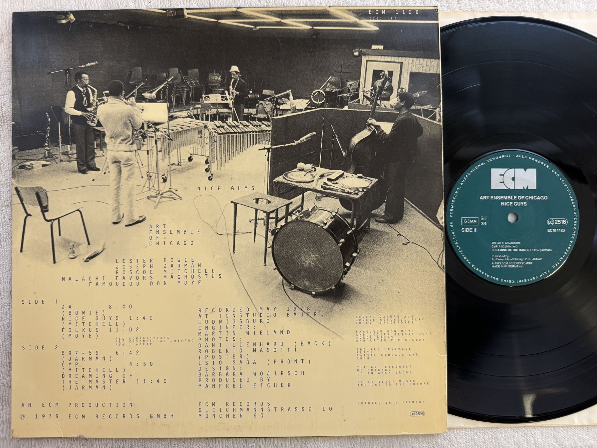 Omslagsbild för skivan THE ART ENSEMBLE OF CHICAGO Nice Guys LP -79 Ger ECM 1126